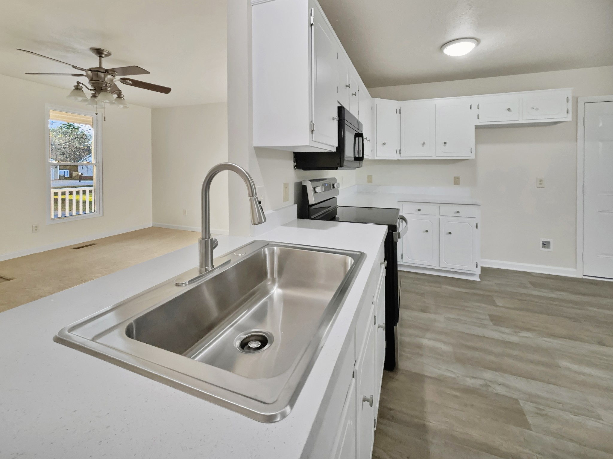 Image 11 of 26 For 10976 62nd Terrace