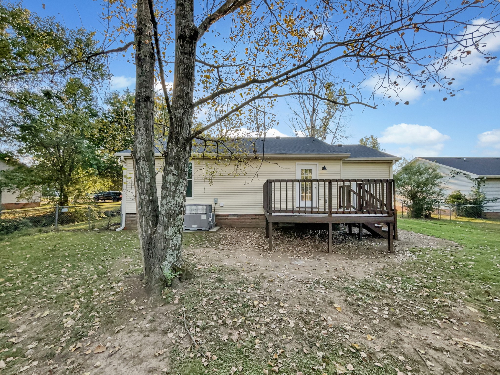 Image 16 of 26 For 10976 62nd Terrace