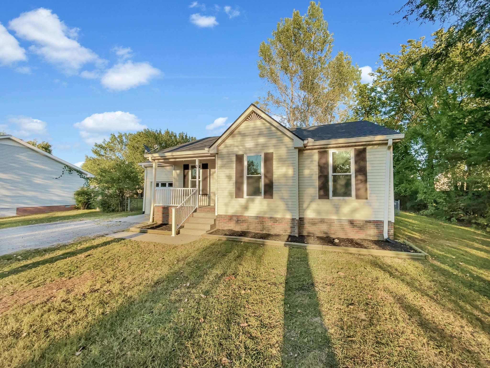 Image 2 of 26 For 10976 62nd Terrace