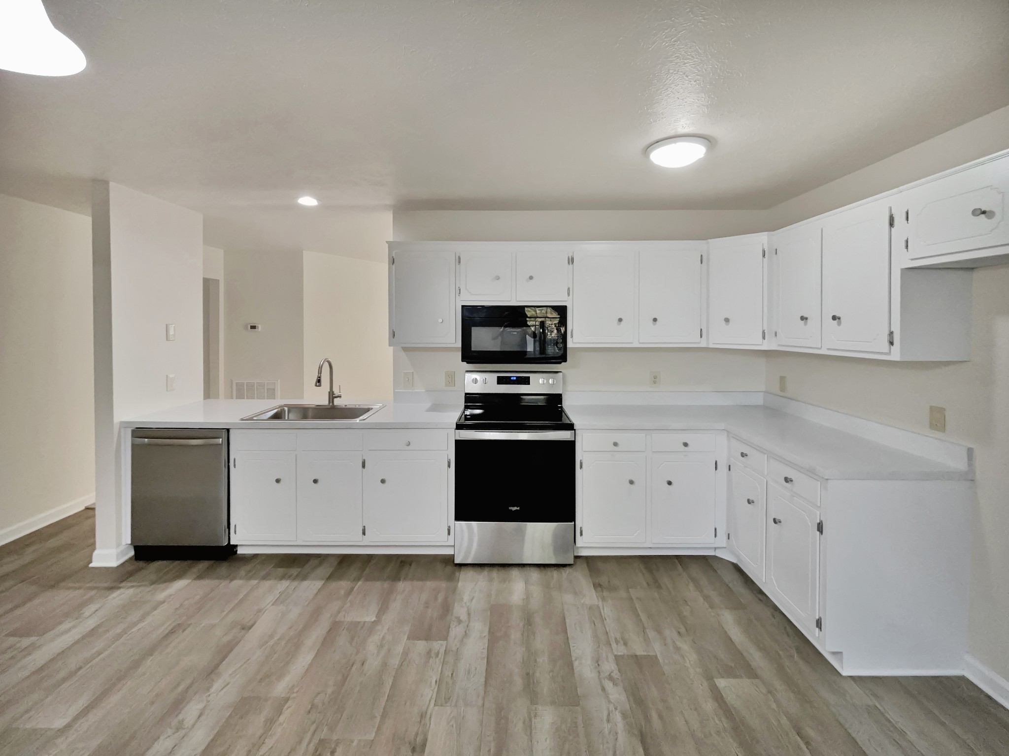 Image 5 of 26 For 10976 62nd Terrace