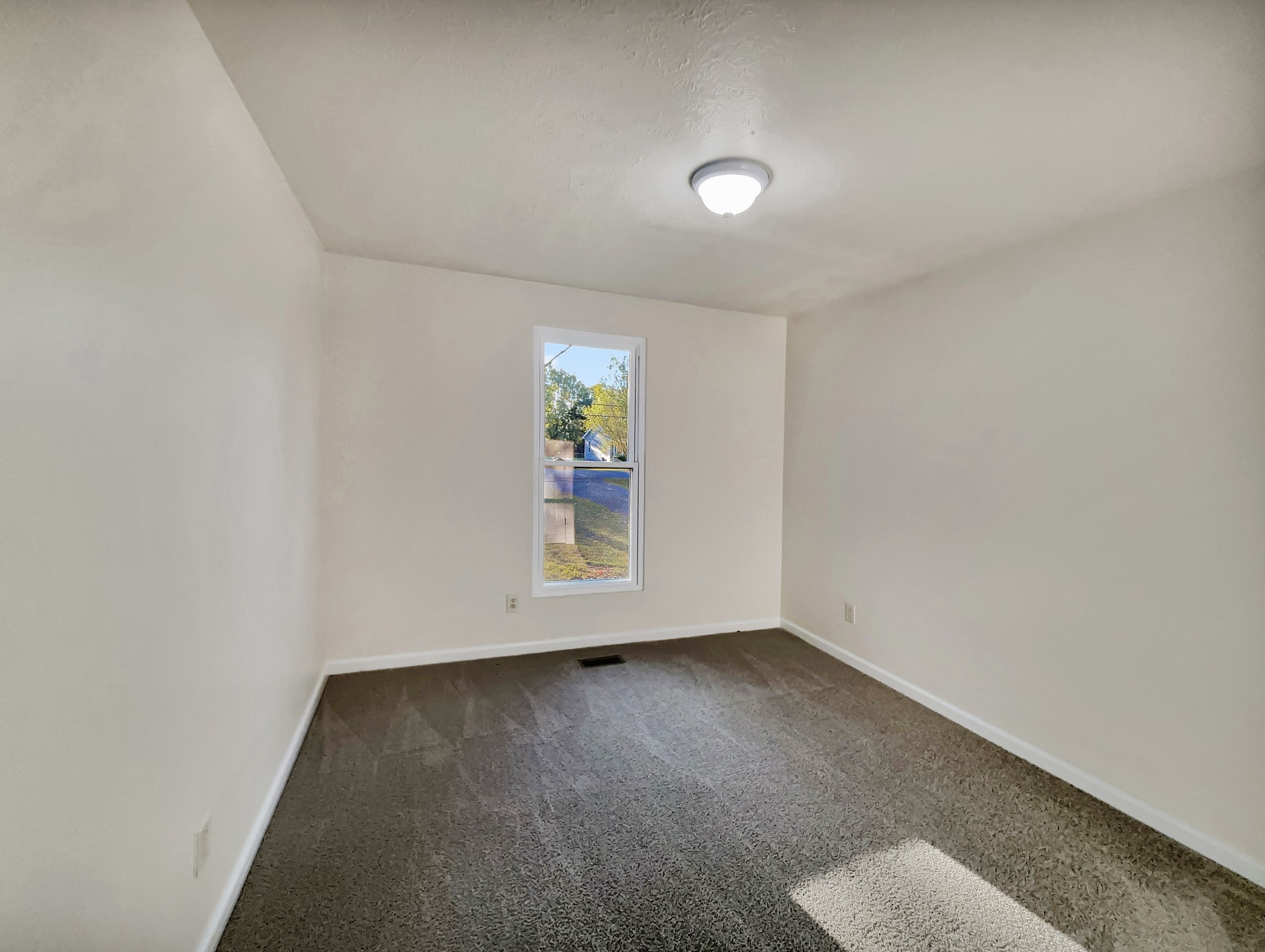 Image 7 of 26 For 10976 62nd Terrace