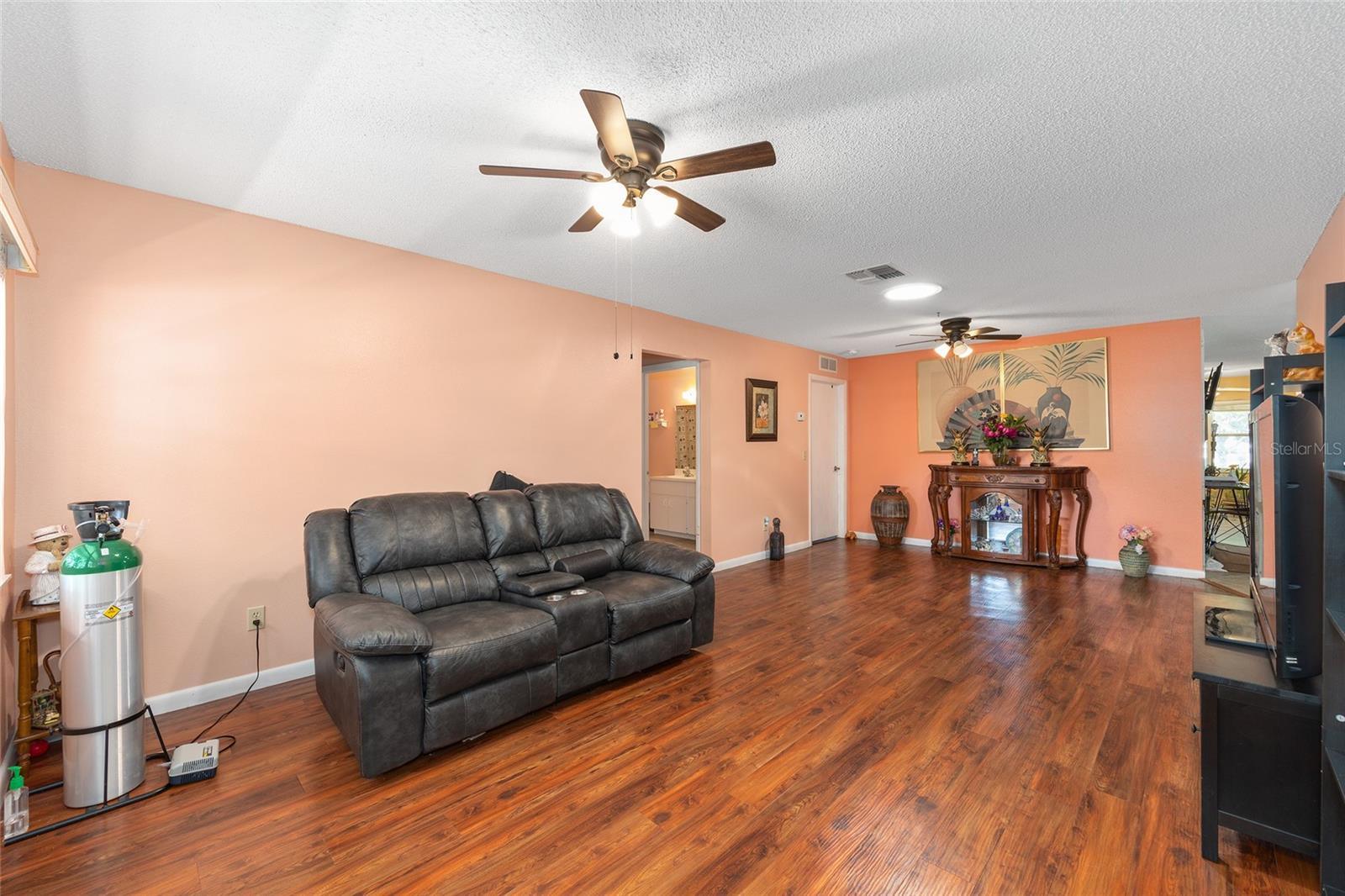 Image 13 of 18 For 9661 95th Court B