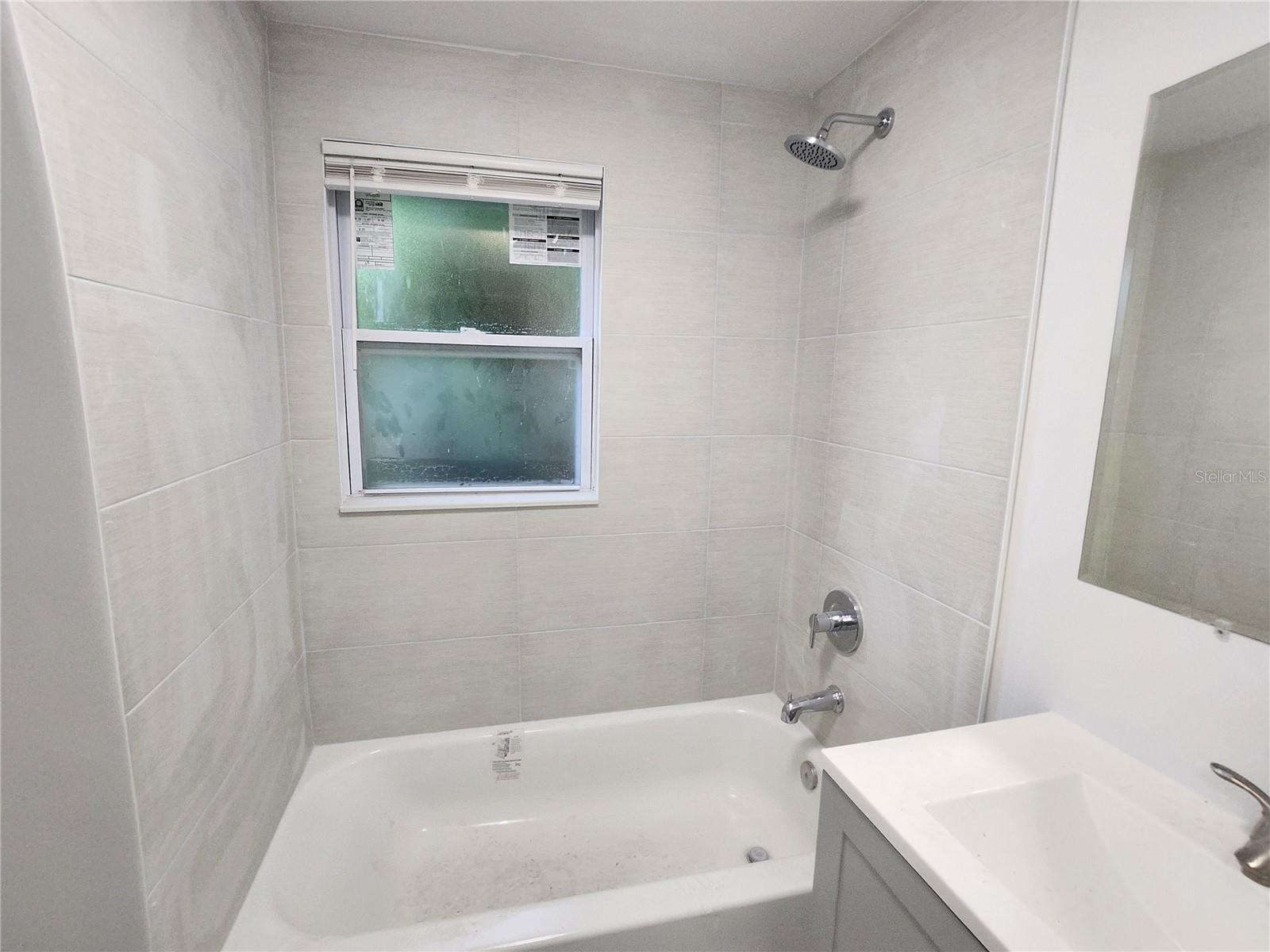 Image 17 of 32 For 2147 1st Street