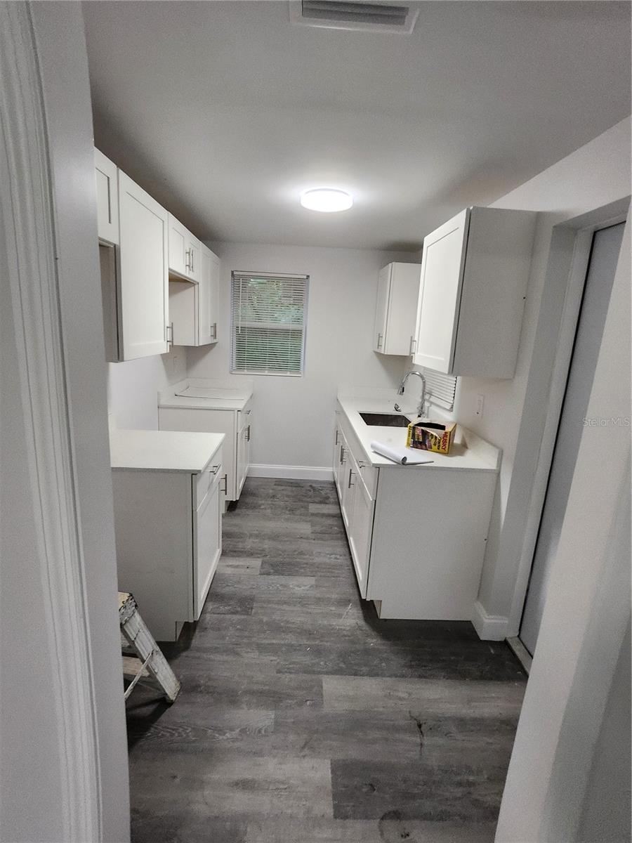 Image 26 of 32 For 2147 1st Street