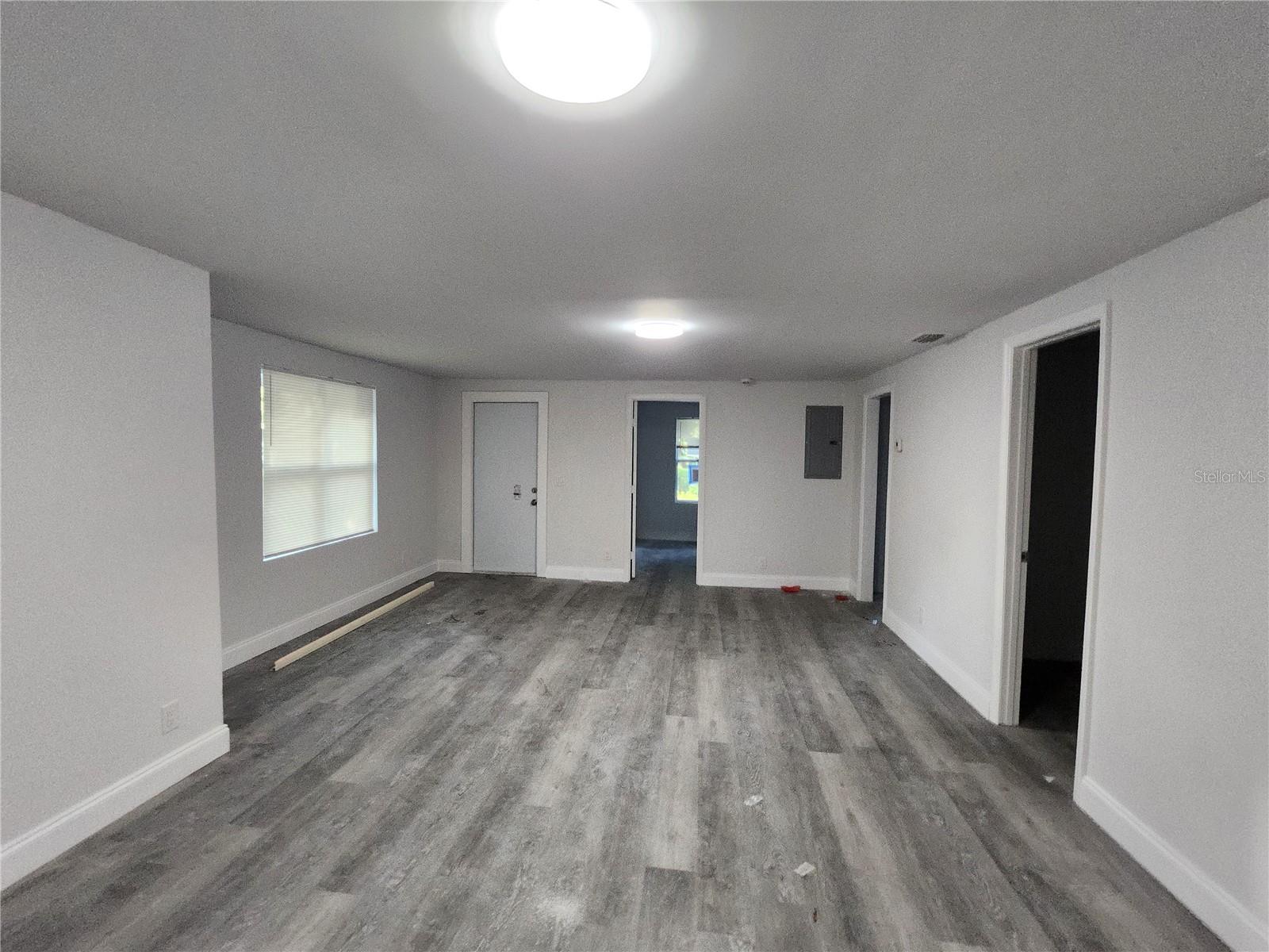 Image 9 of 32 For 2147 1st Street