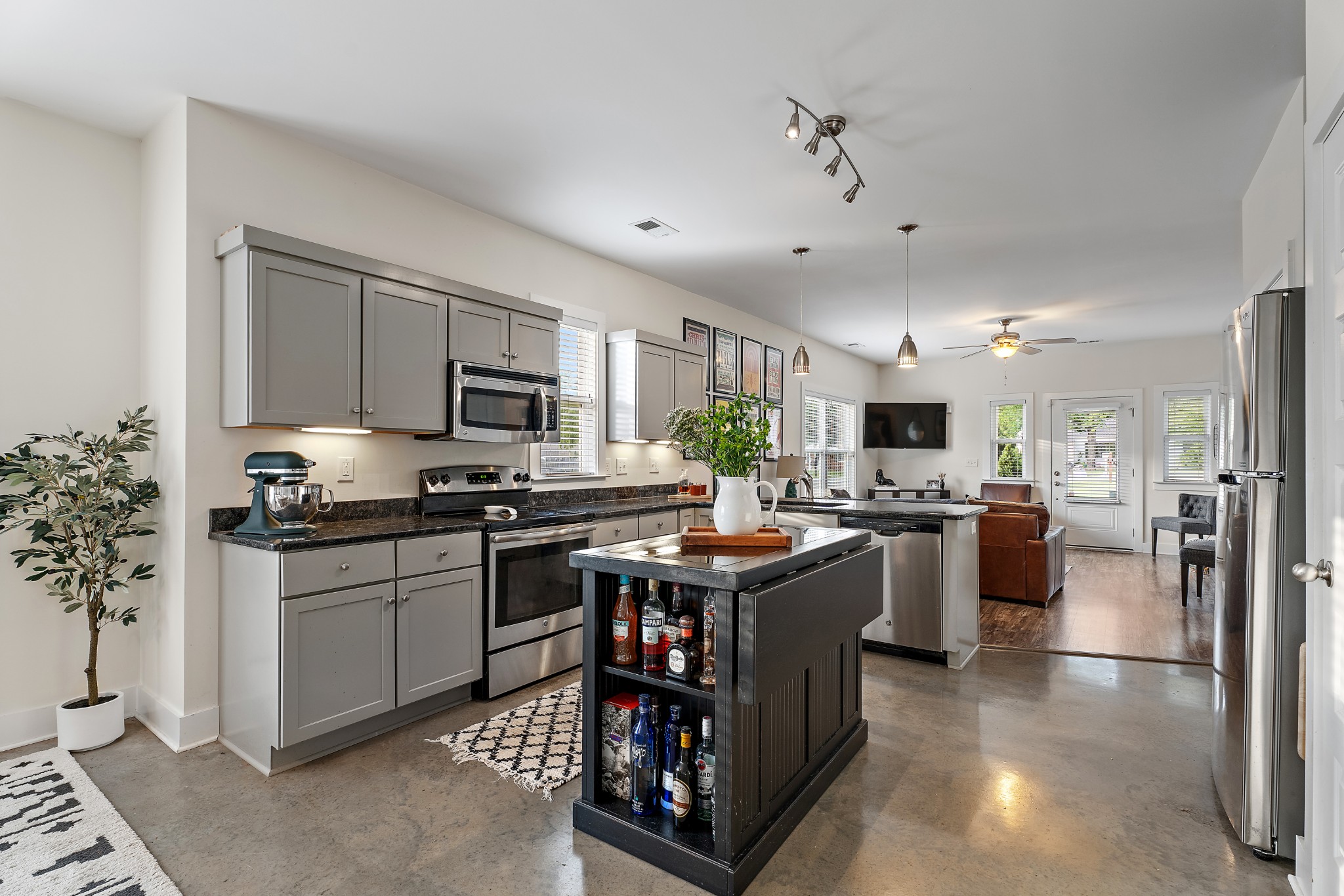 Image 11 of 17 For 12472 67th Terrace Road