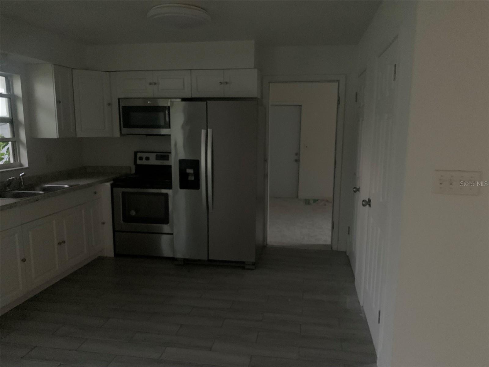 Image 24 of 35 For 1912 50th Street