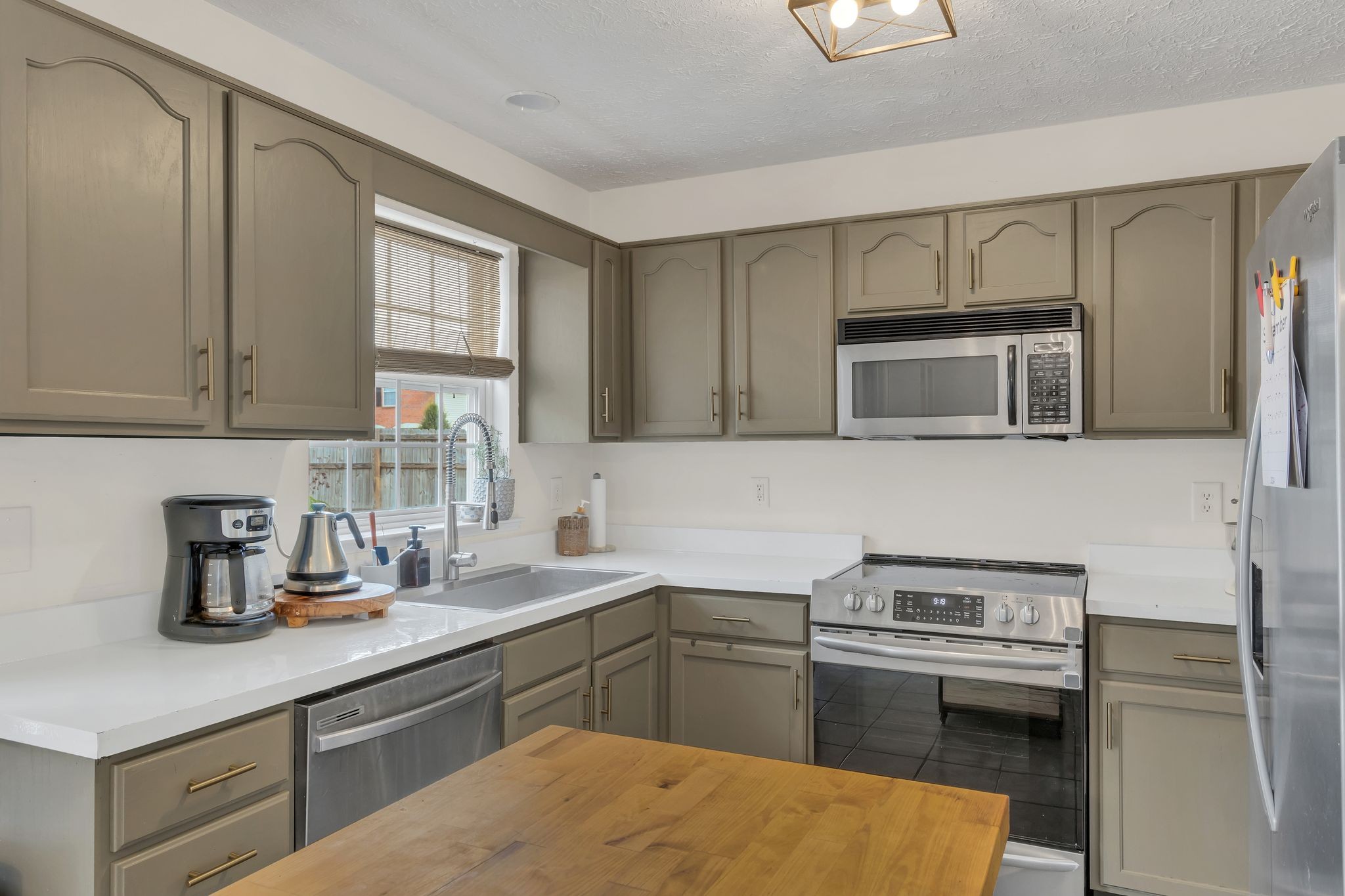 Image 9 of 55 For 8053 62nd Avenue