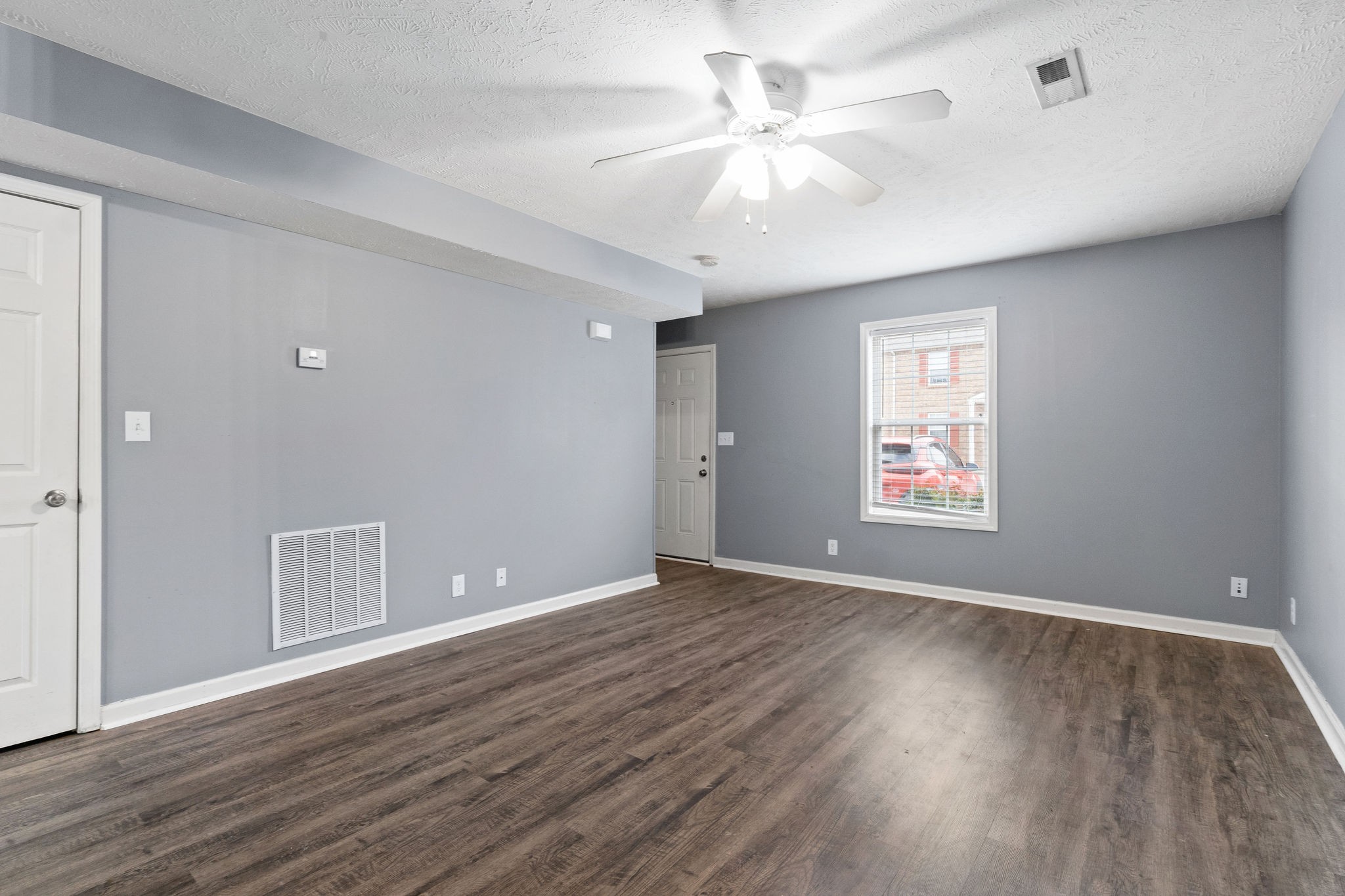 Image 6 of 14 For 11714 62nd Terrace 400