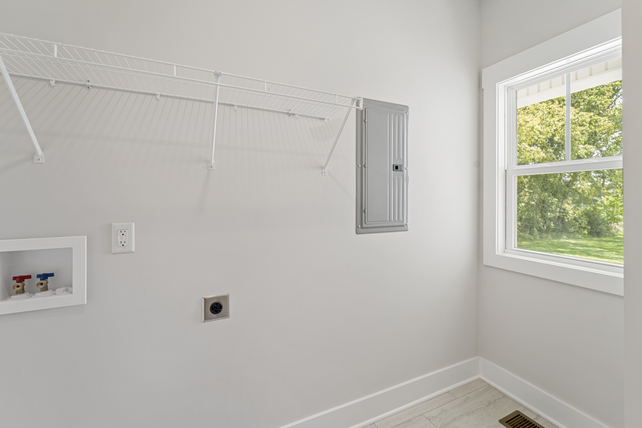 Image 13 of 56 For 2417 23rd Street