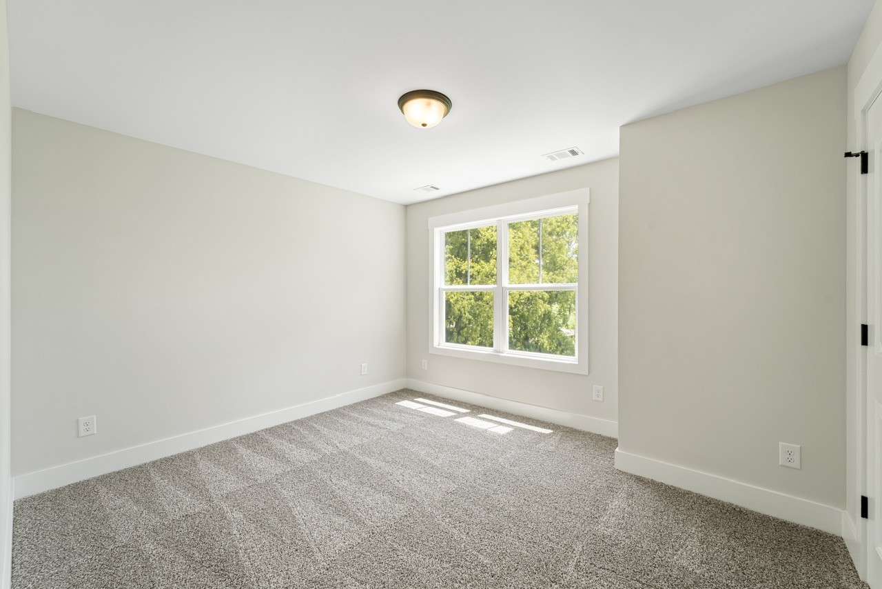 Image 14 of 56 For 2417 23rd Street