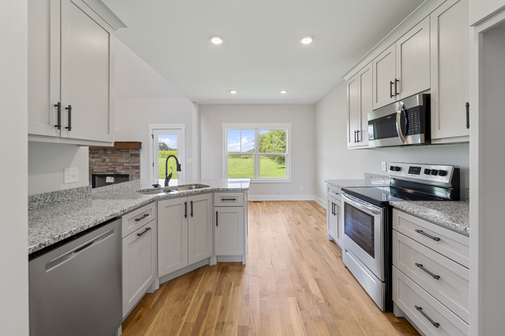 Image 2 of 56 For 2417 23rd Street