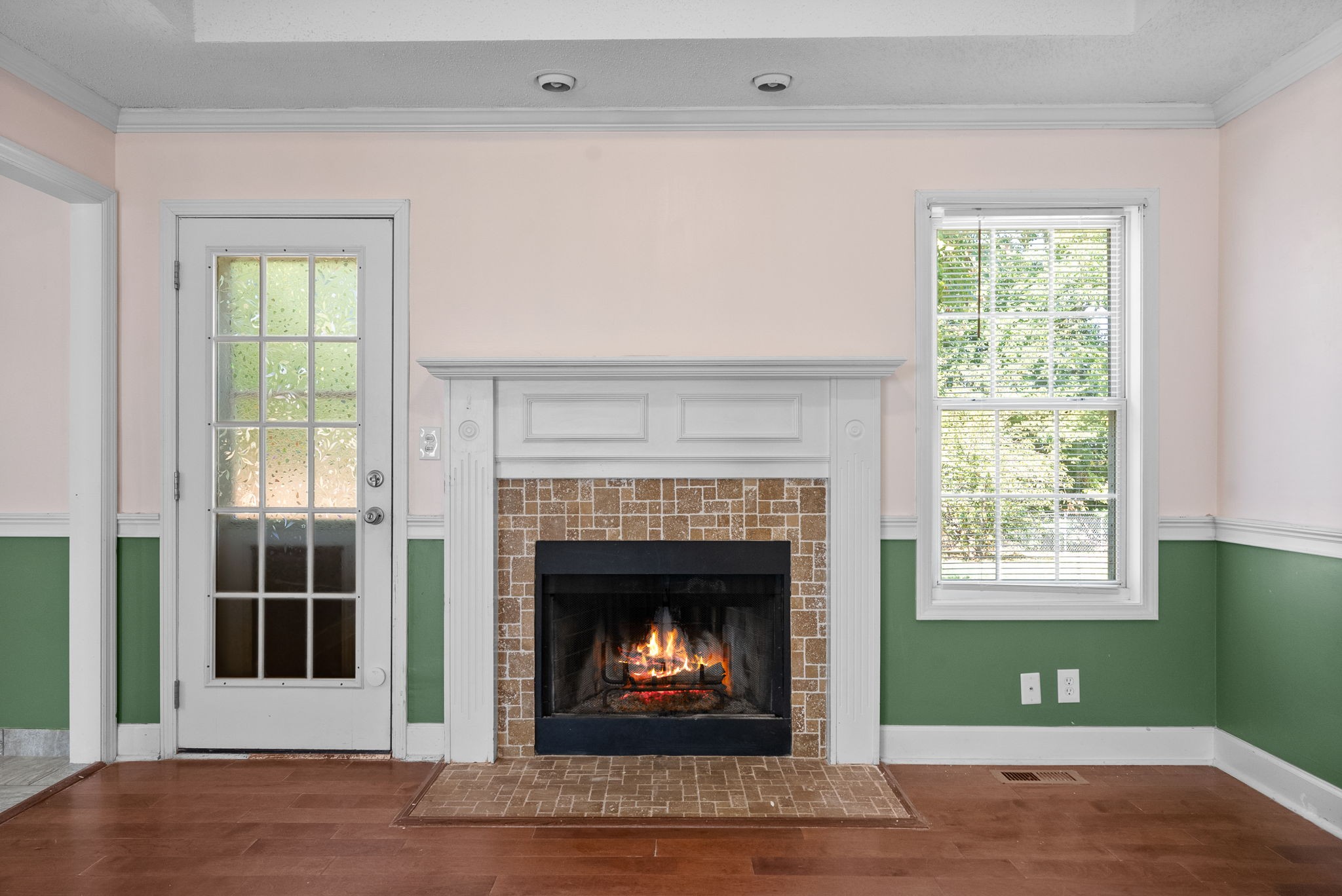 Listing photo id 12 for 6620 Merleing Loop