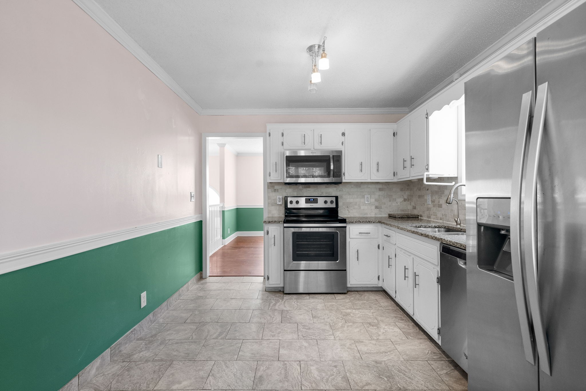 Listing photo id 19 for 6620 Merleing Loop