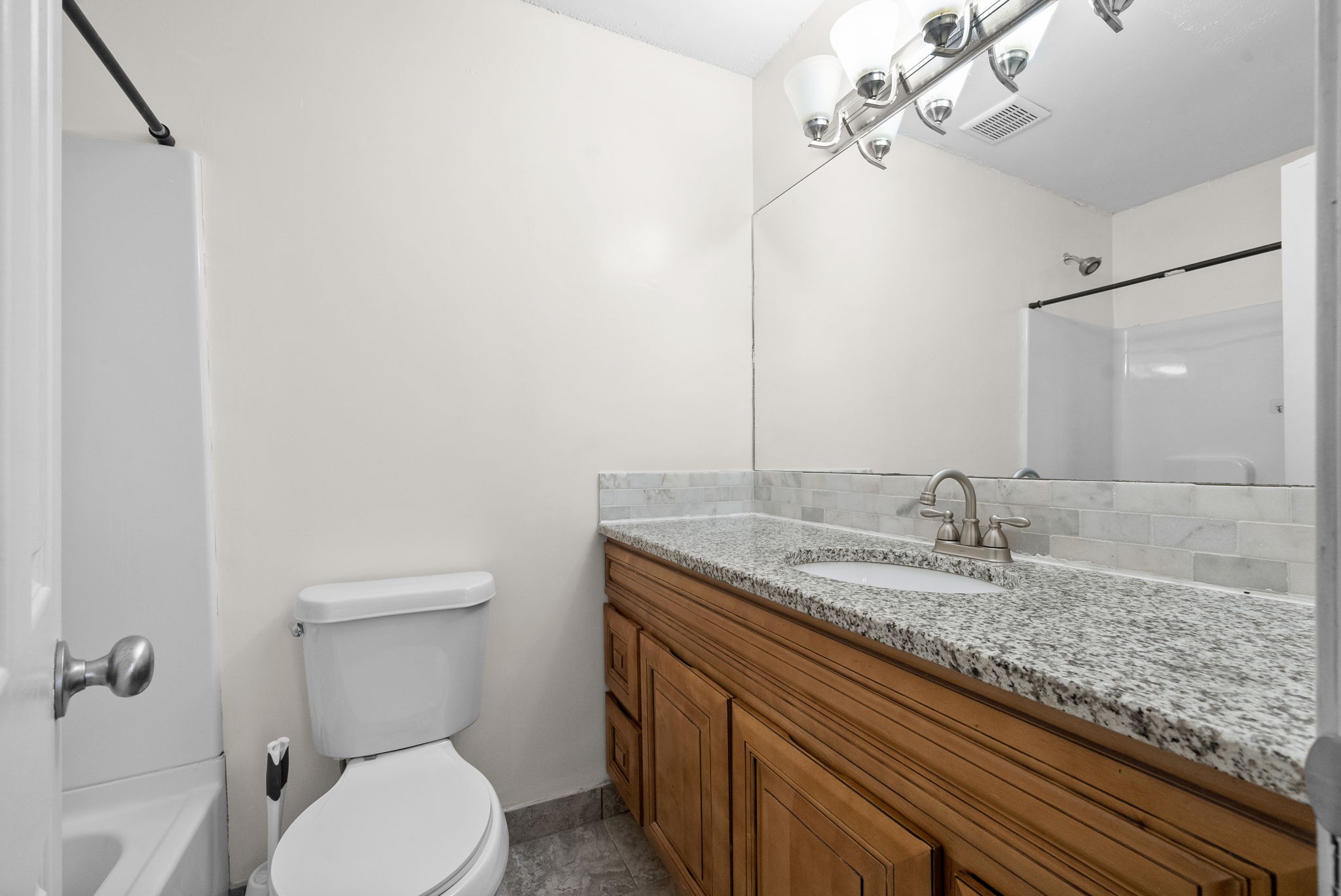 Listing photo id 22 for 6620 Merleing Loop