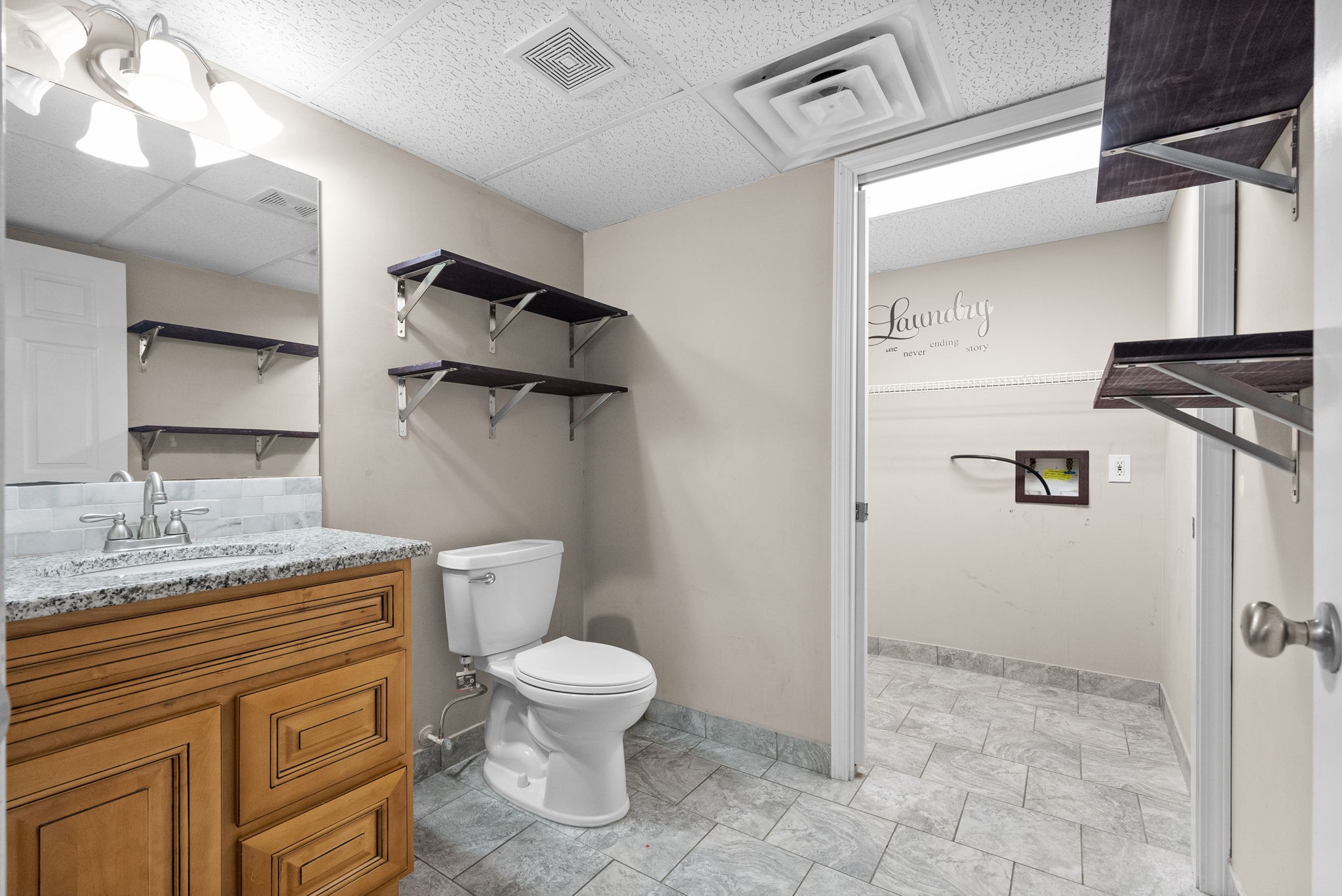 Listing photo id 30 for 6620 Merleing Loop