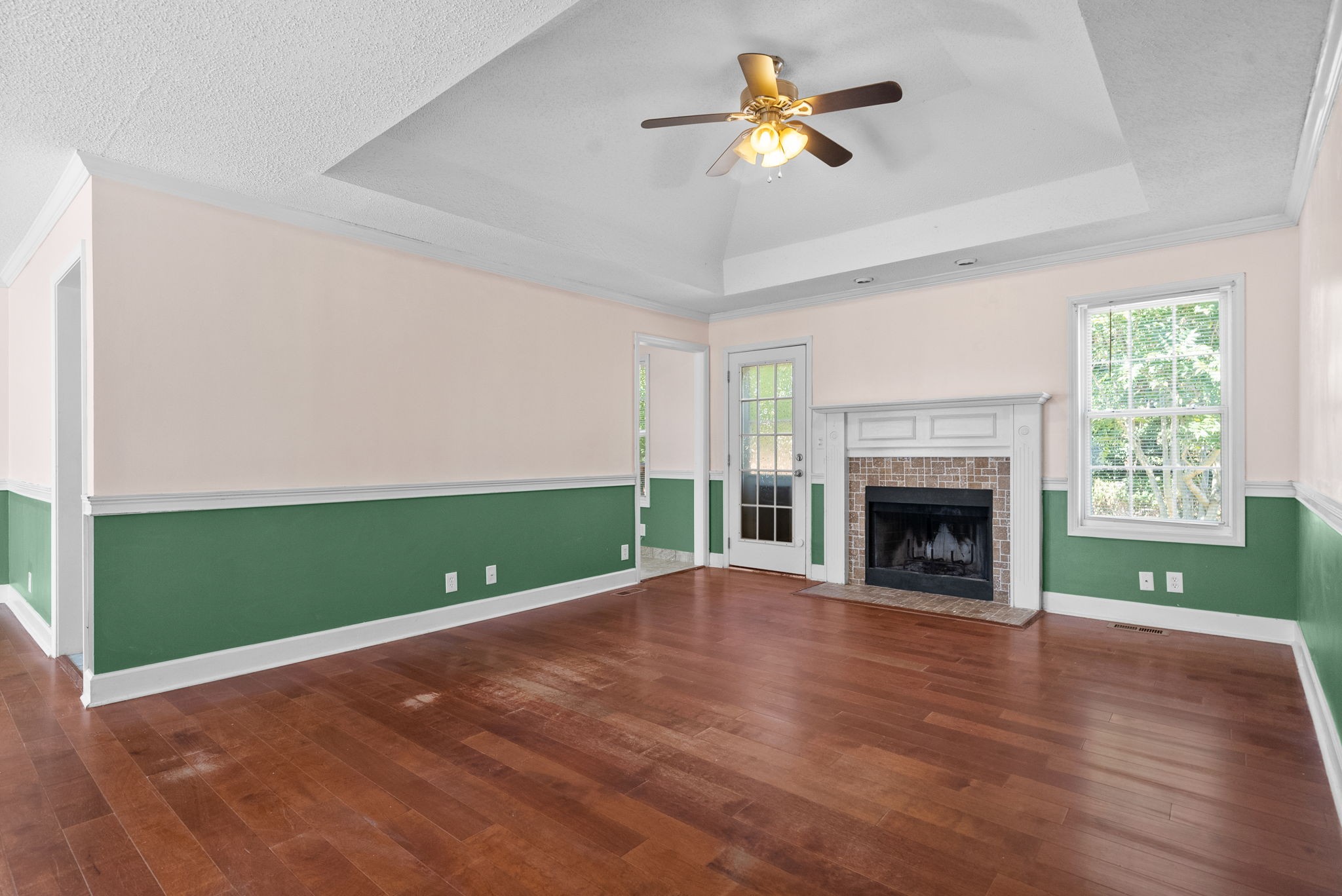 Listing photo id 7 for 6620 Merleing Loop