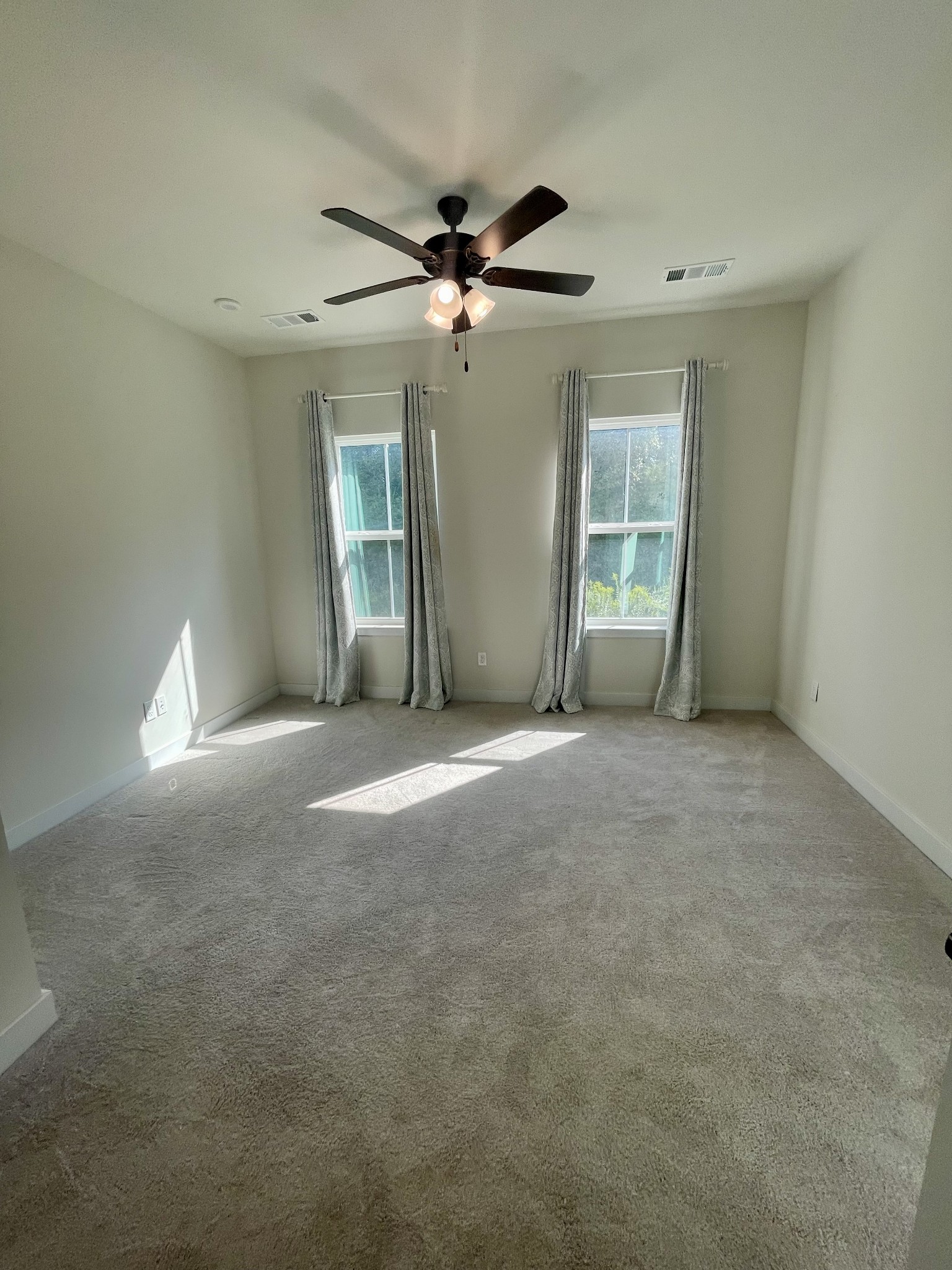 Image 13 of 60 For 381 Magnolia Circle