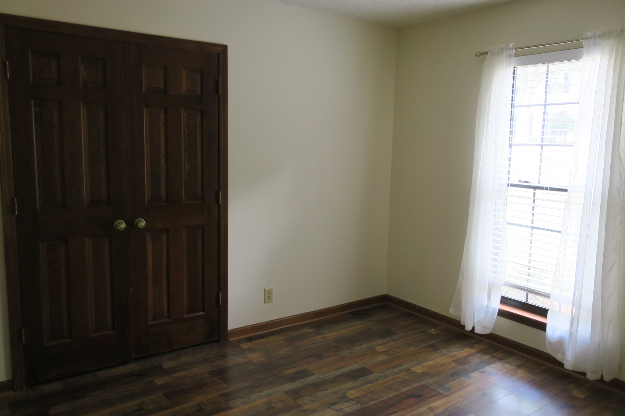 Image 14 of 94 For 750 2nd Avenue