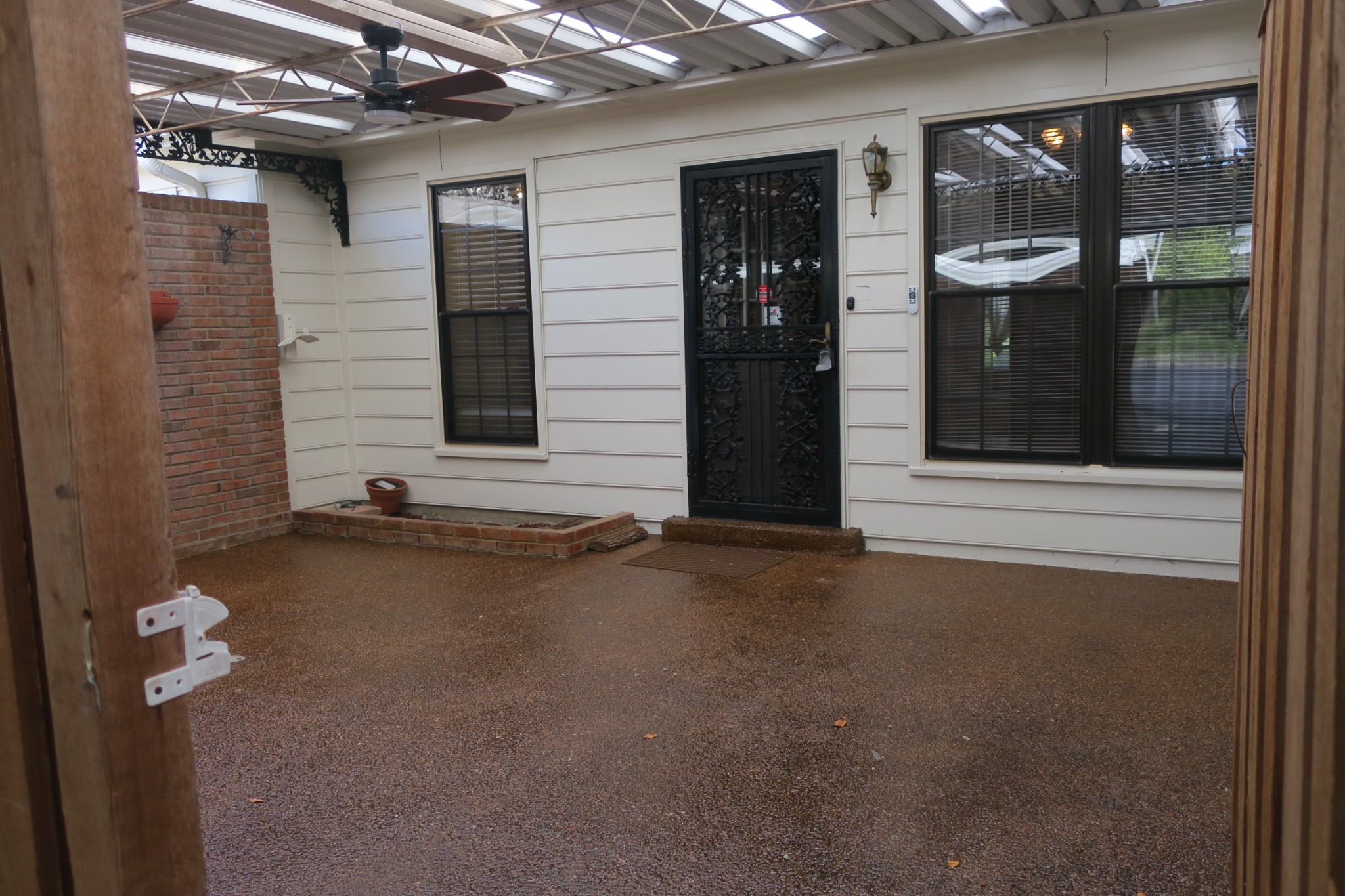 Image 3 of 94 For 750 2nd Avenue