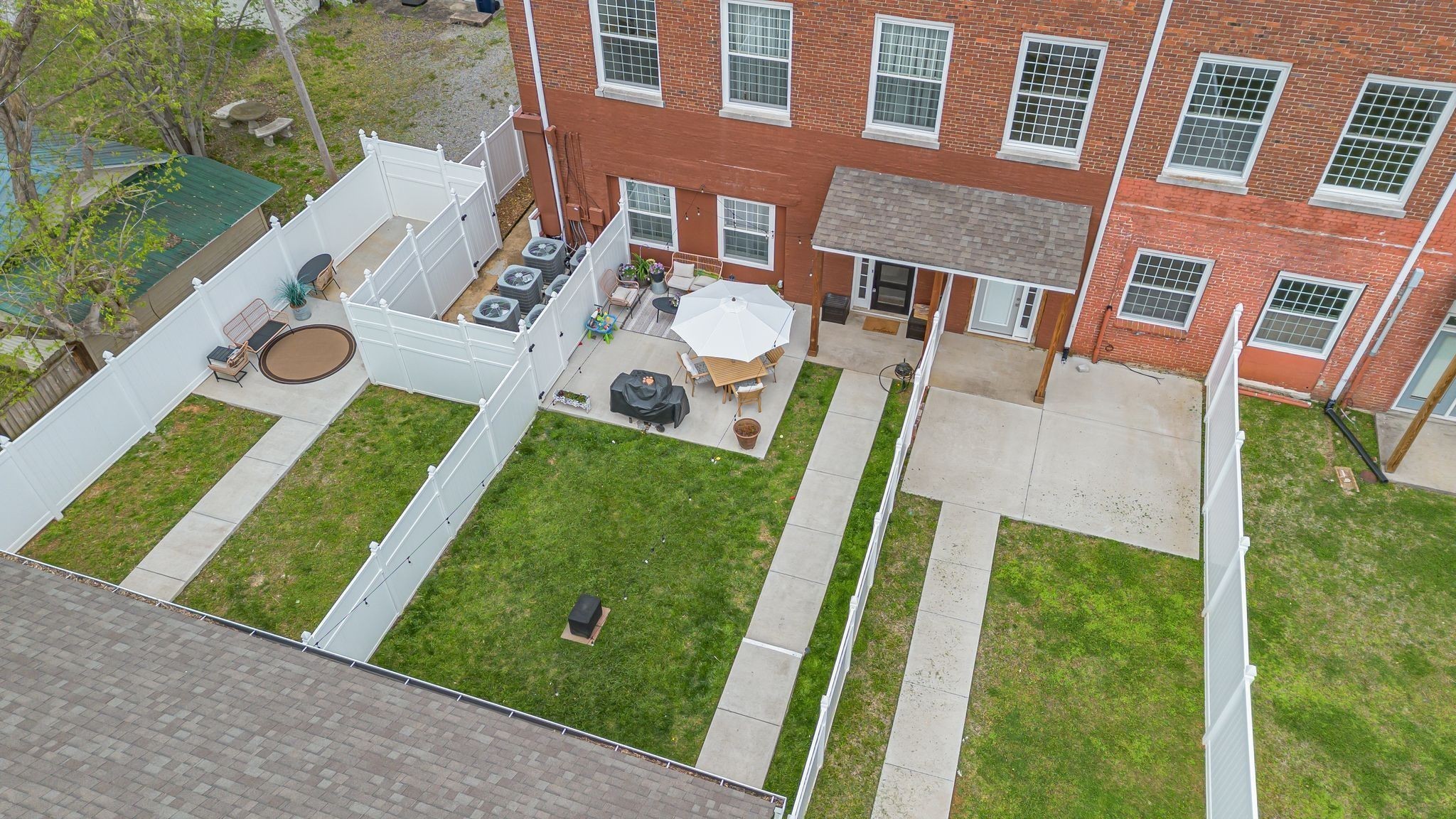 Image 35 of 51 For 6051 25th Avenue
