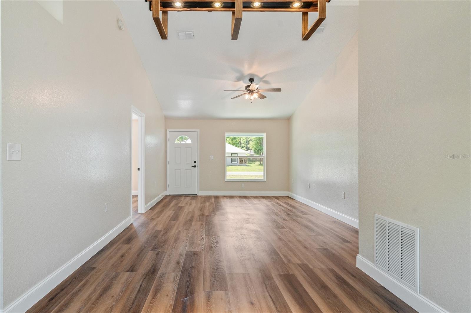 Image 8 of 27 For 5193 61st Avenue