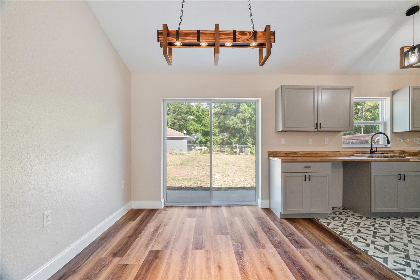 Image 9 of 27 For 5193 61st Avenue