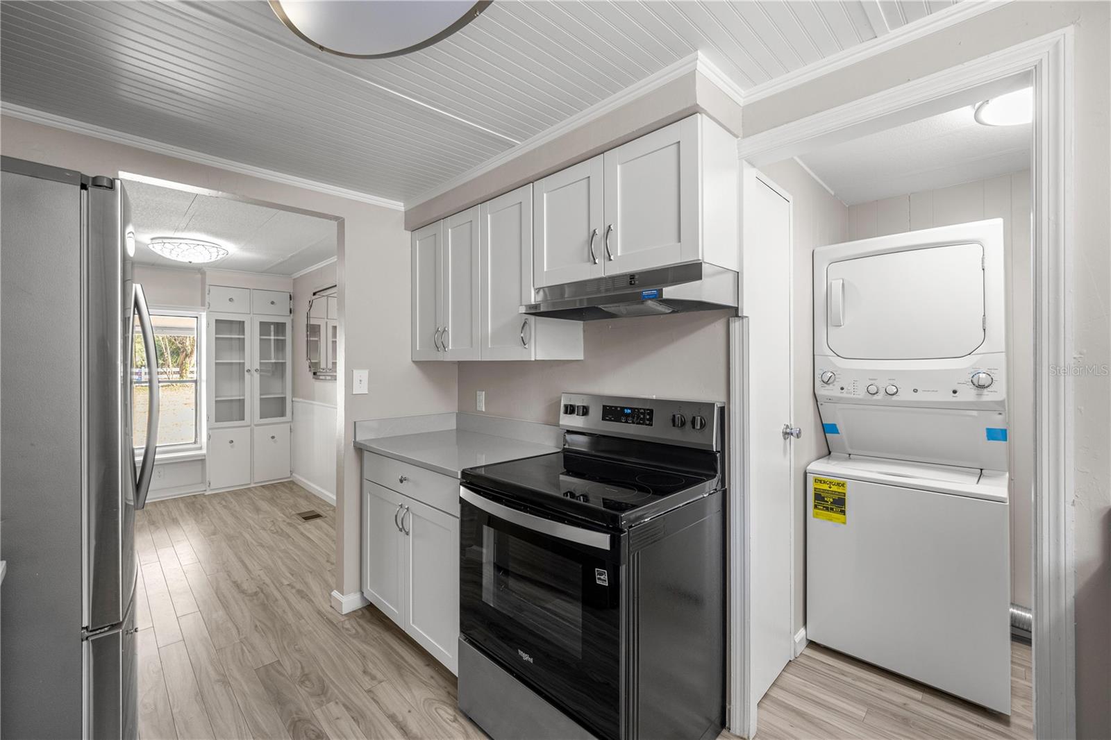 Image 21 of 40 For 14940 52nd Court