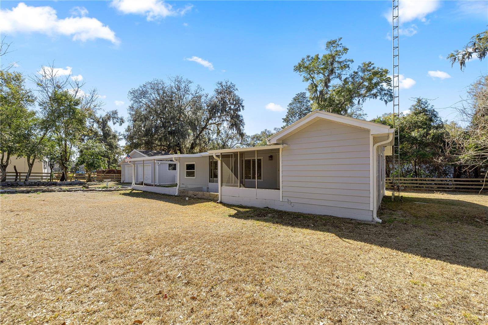 Image 30 of 40 For 14940 52nd Court