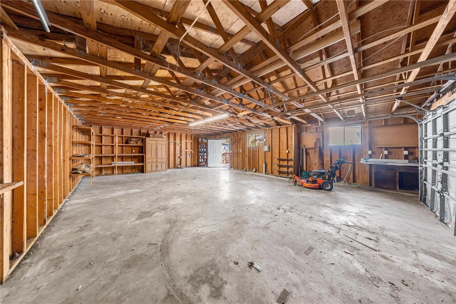 Image 33 of 40 For 14940 52nd Court