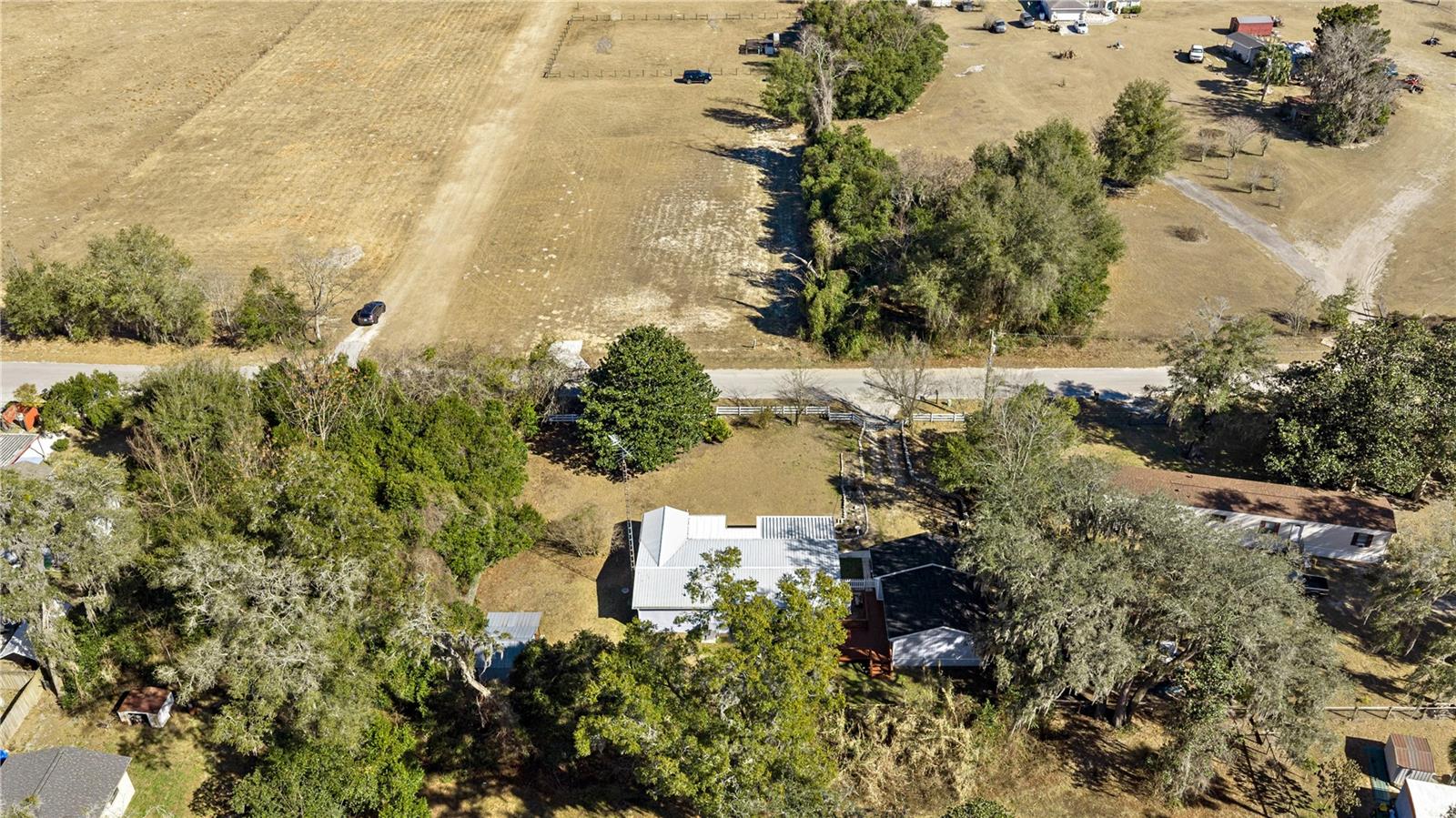 Image 38 of 40 For 14940 52nd Court