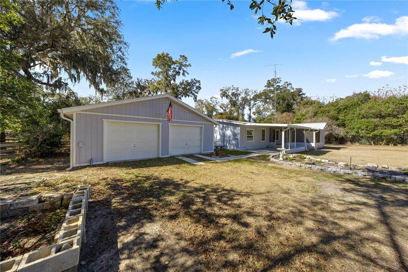 Image 5 of 40 For 14940 52nd Court