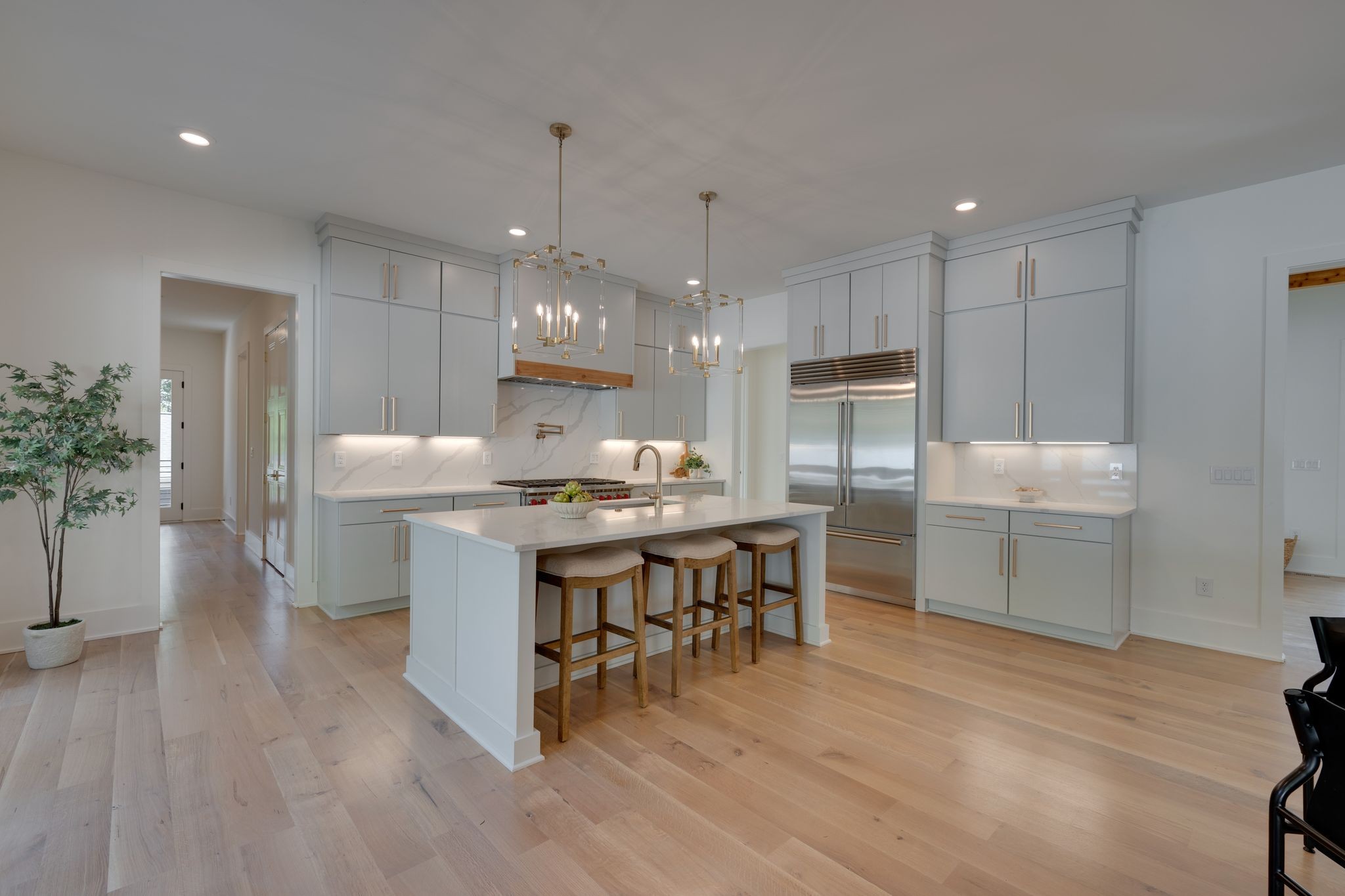 Image 15 of 67 For 2948 Henley Lane