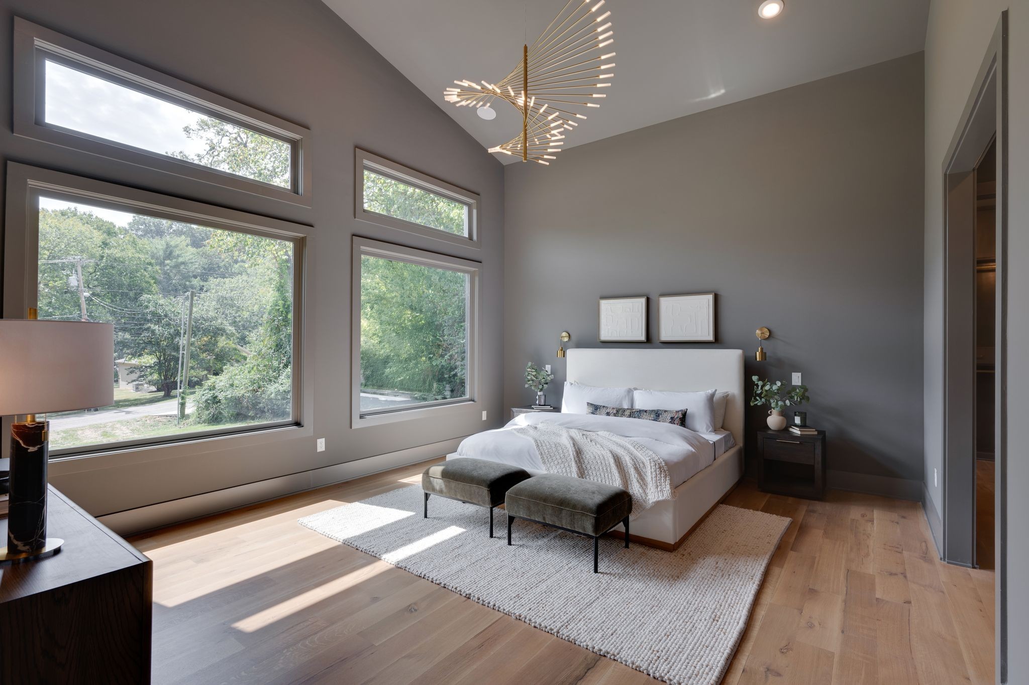Image 32 of 67 For 2948 Henley Lane