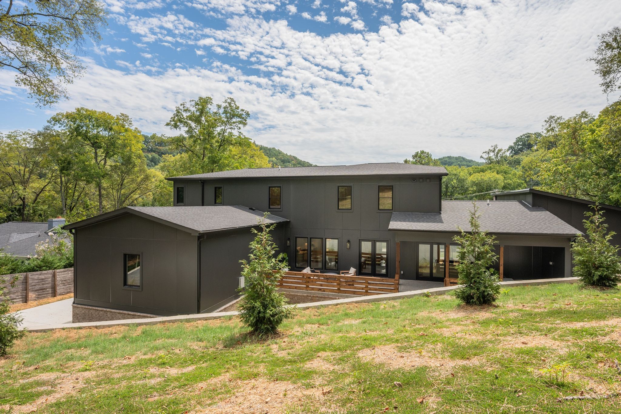 Image 7 of 67 For 2948 Henley Lane