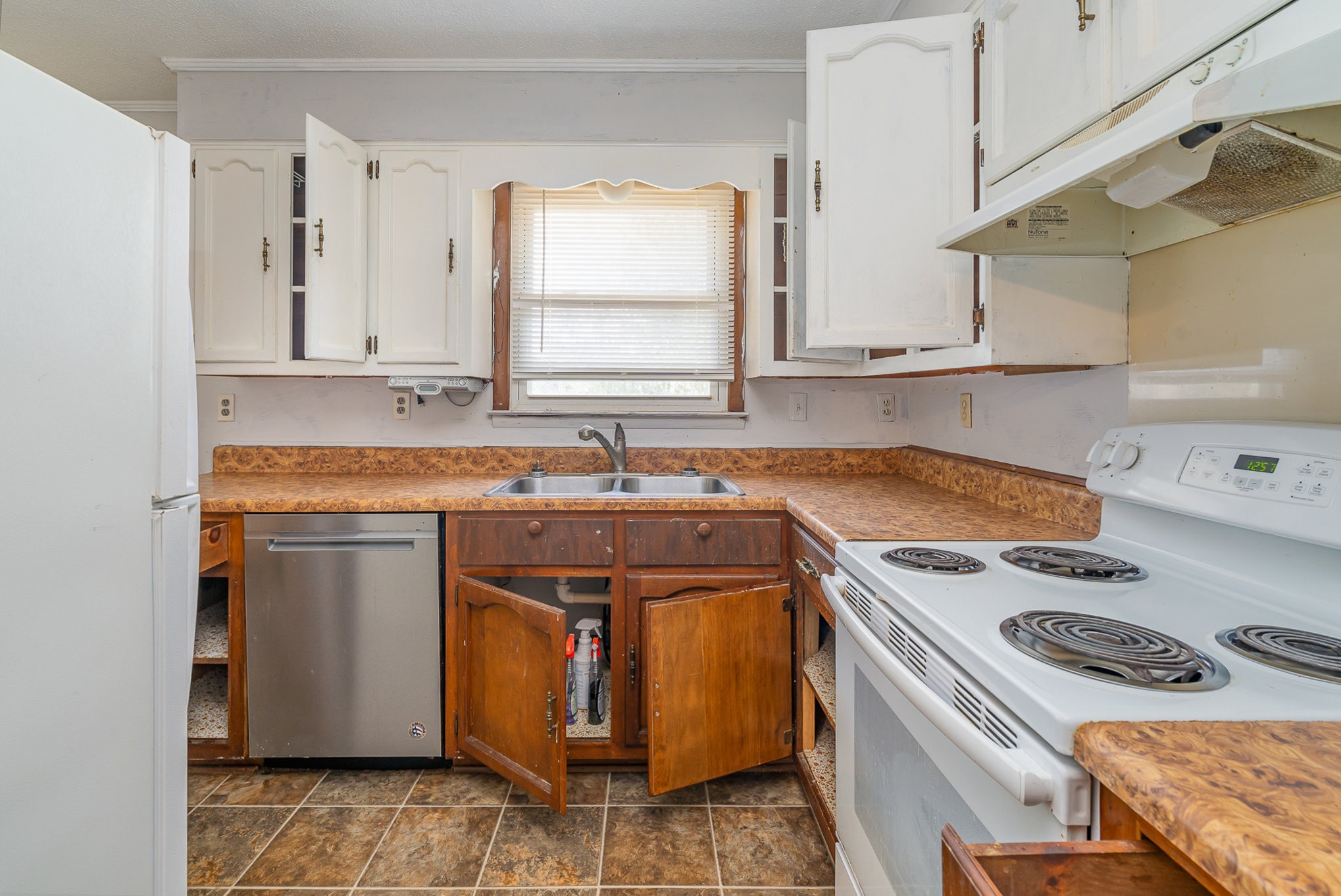 Image 11 of 22 For 1728 8th Street