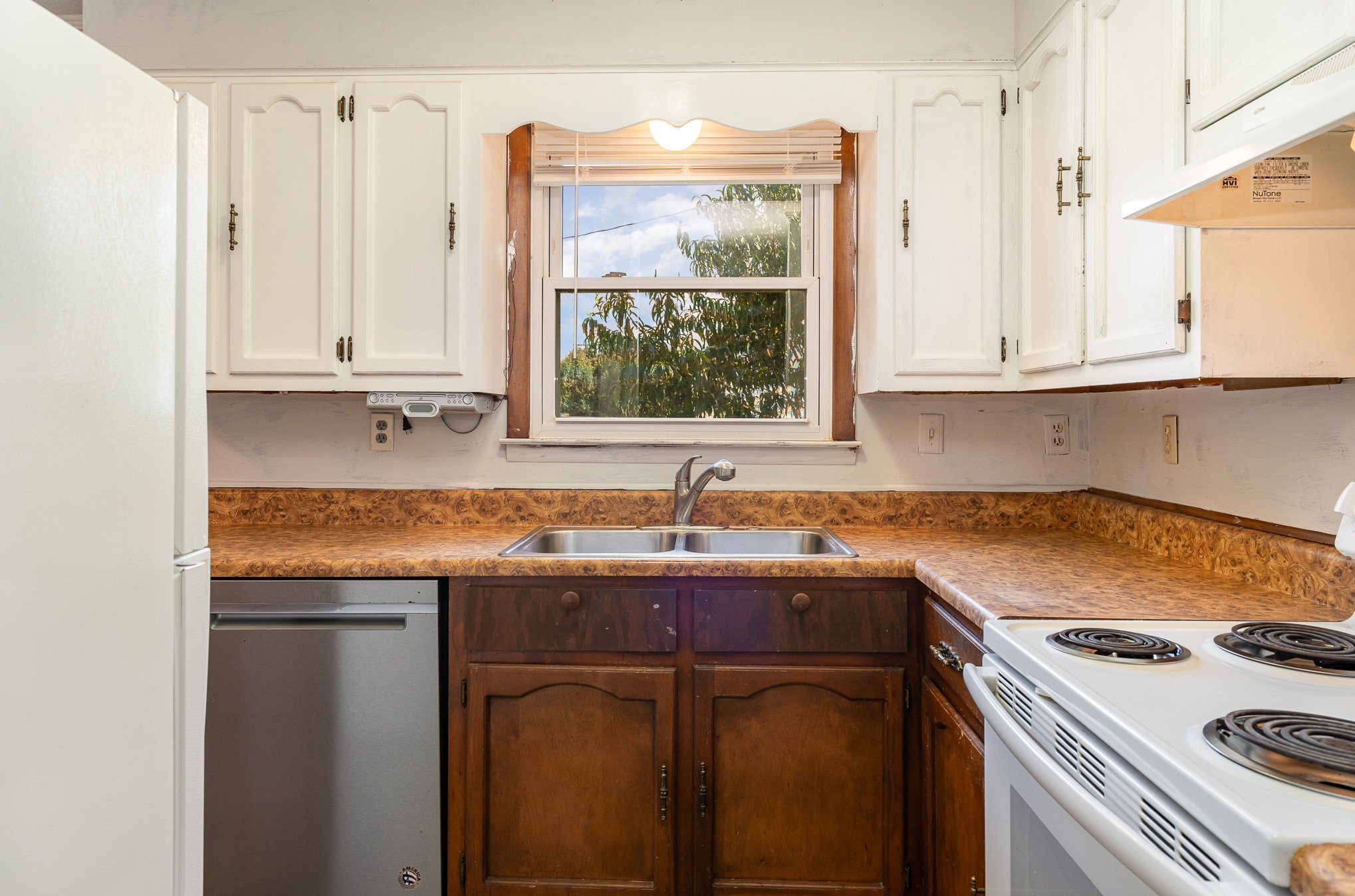 Image 15 of 22 For 1728 8th Street