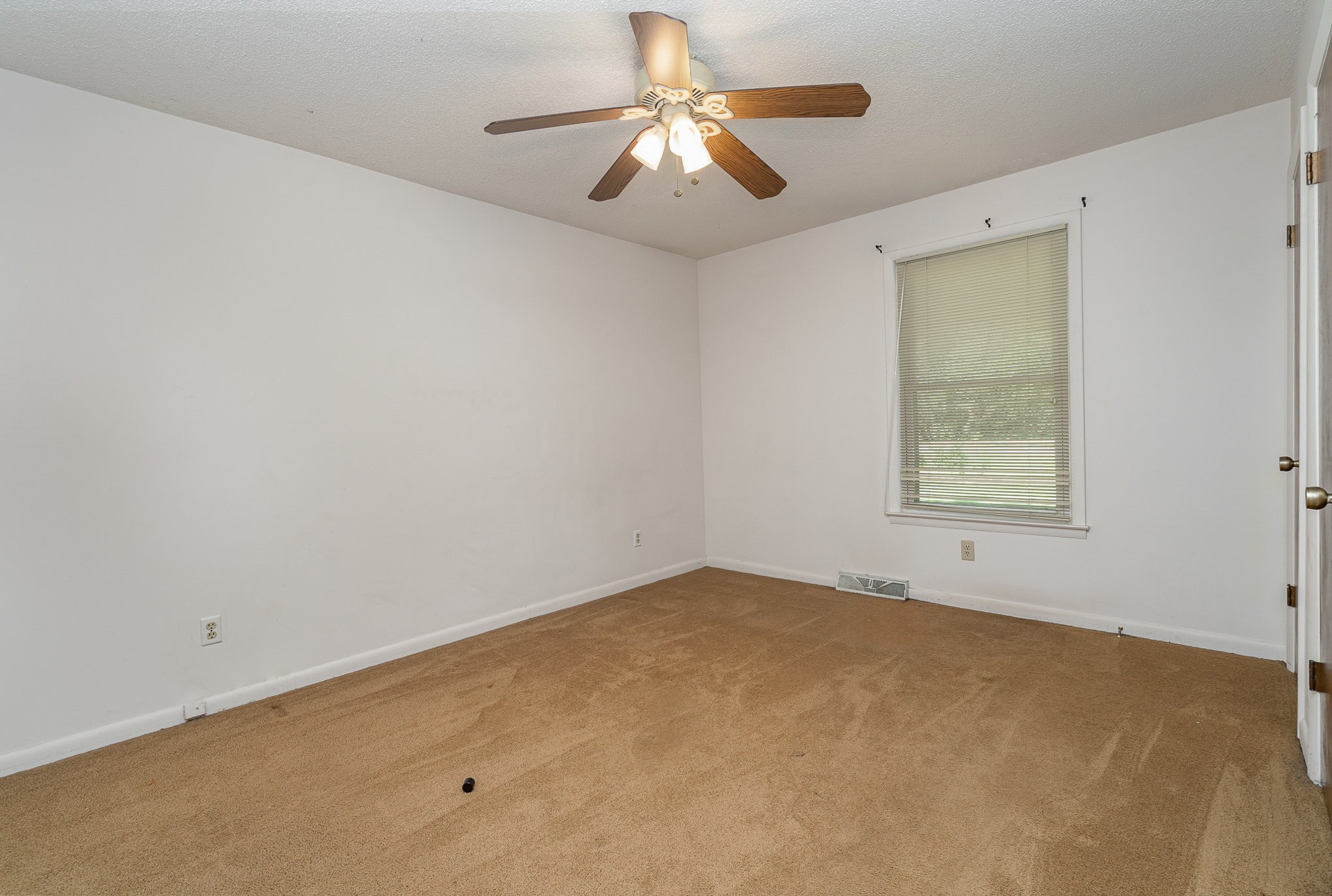 Image 21 of 22 For 1728 8th Street