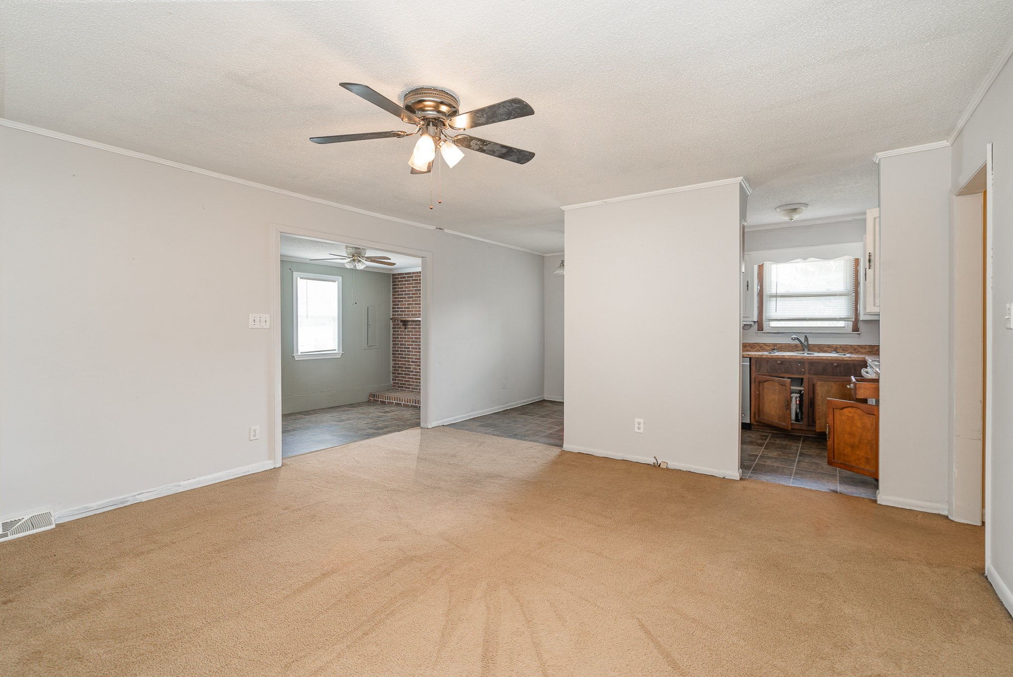 Image 4 of 22 For 1728 8th Street