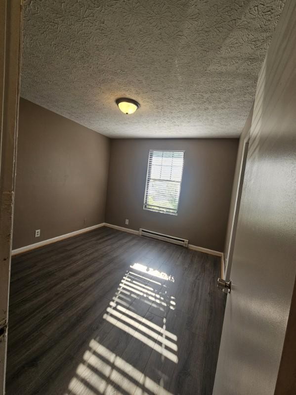Image 4 of 59 For 9 Sanders Court E
