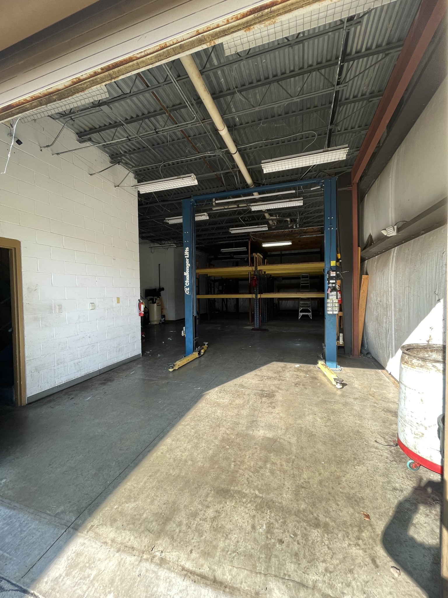 Image 3 of 33 For 5360 53rd Street