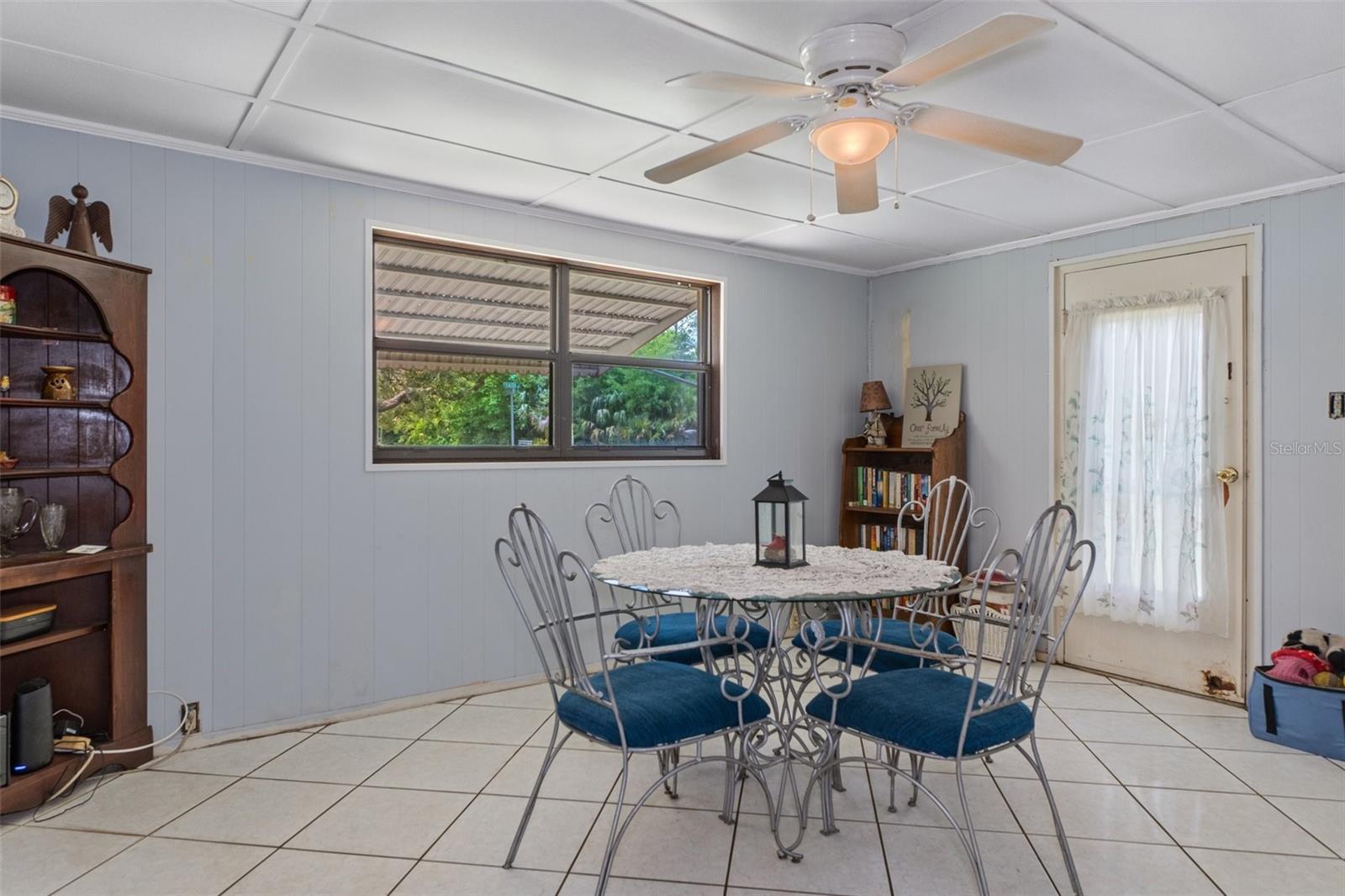 Image 8 of 18 For 706 Eden Gardens Avenue