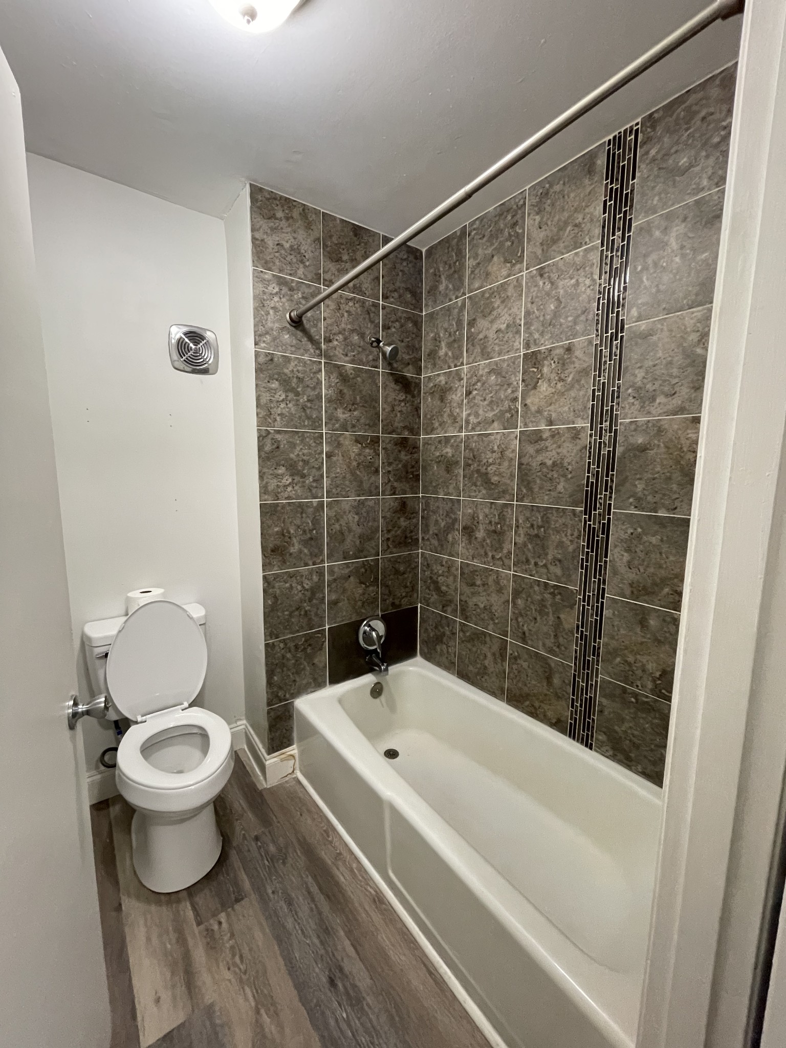 Image 14 of 24 For 15944 23rd Court Road