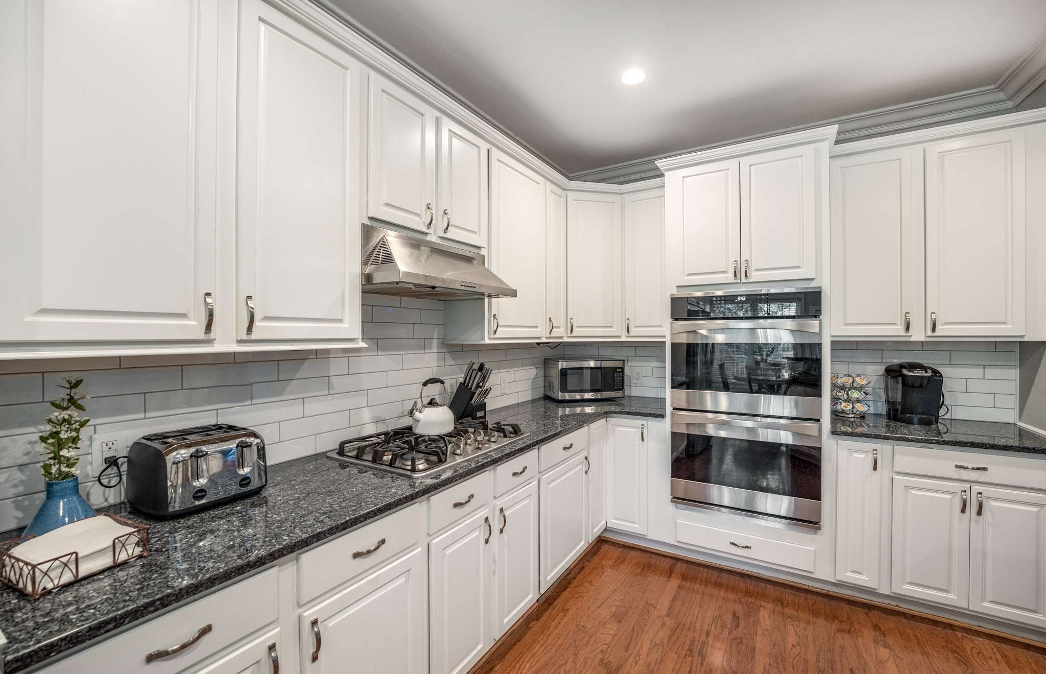 Image 11 of 50 For 229 Waterbury Cir