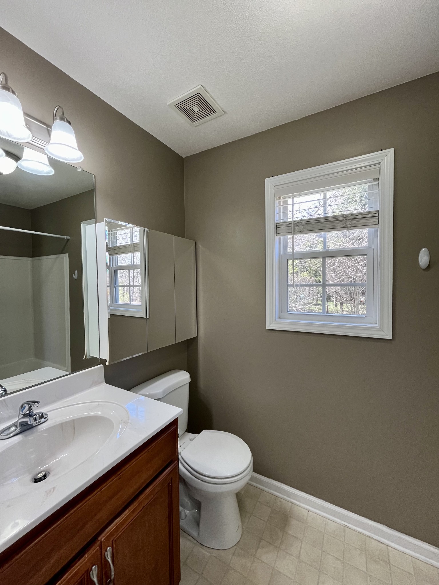 Image 12 of 27 For 13314 Se 41st Ct