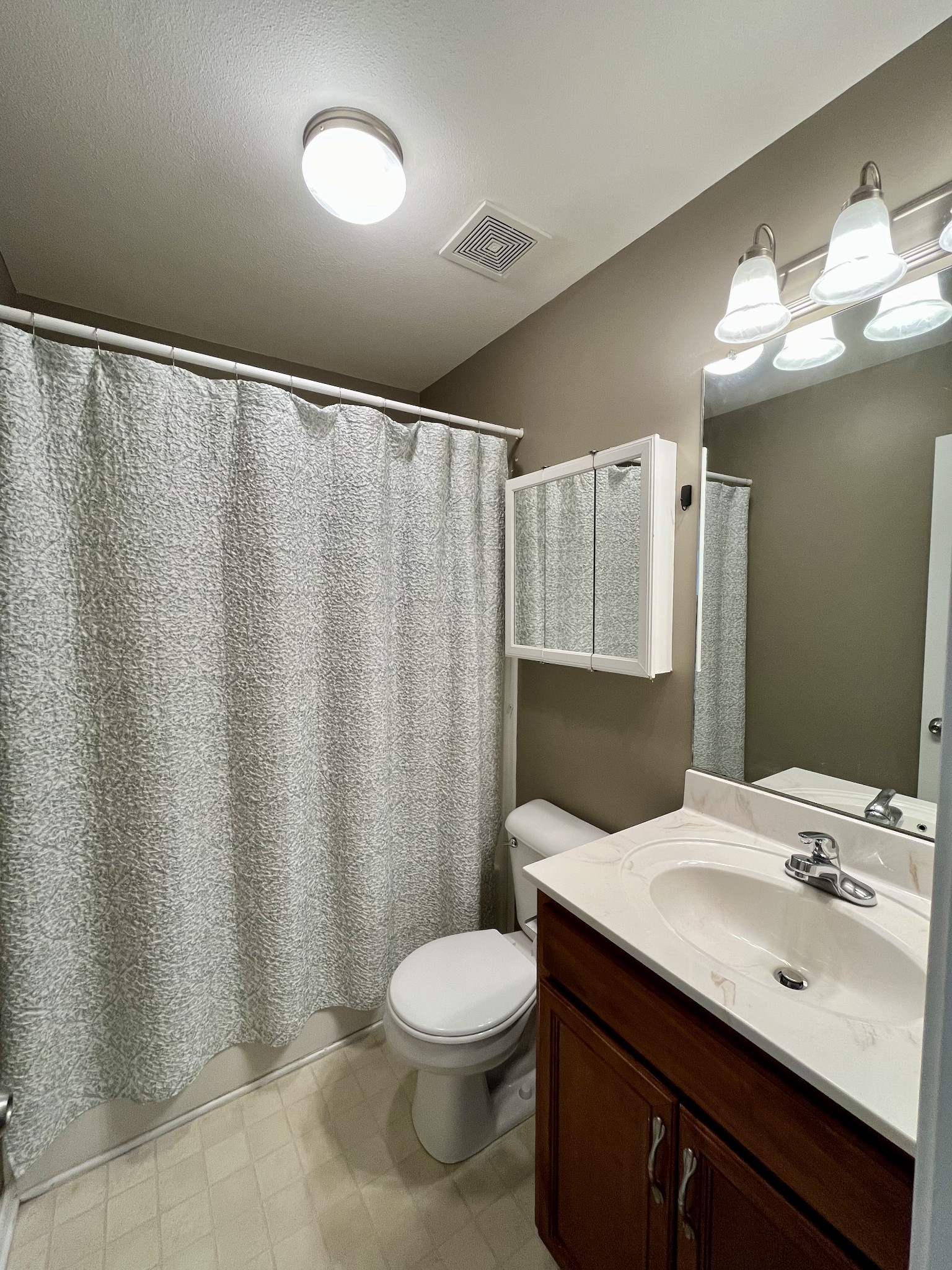 Image 9 of 27 For 13314 Se 41st Ct