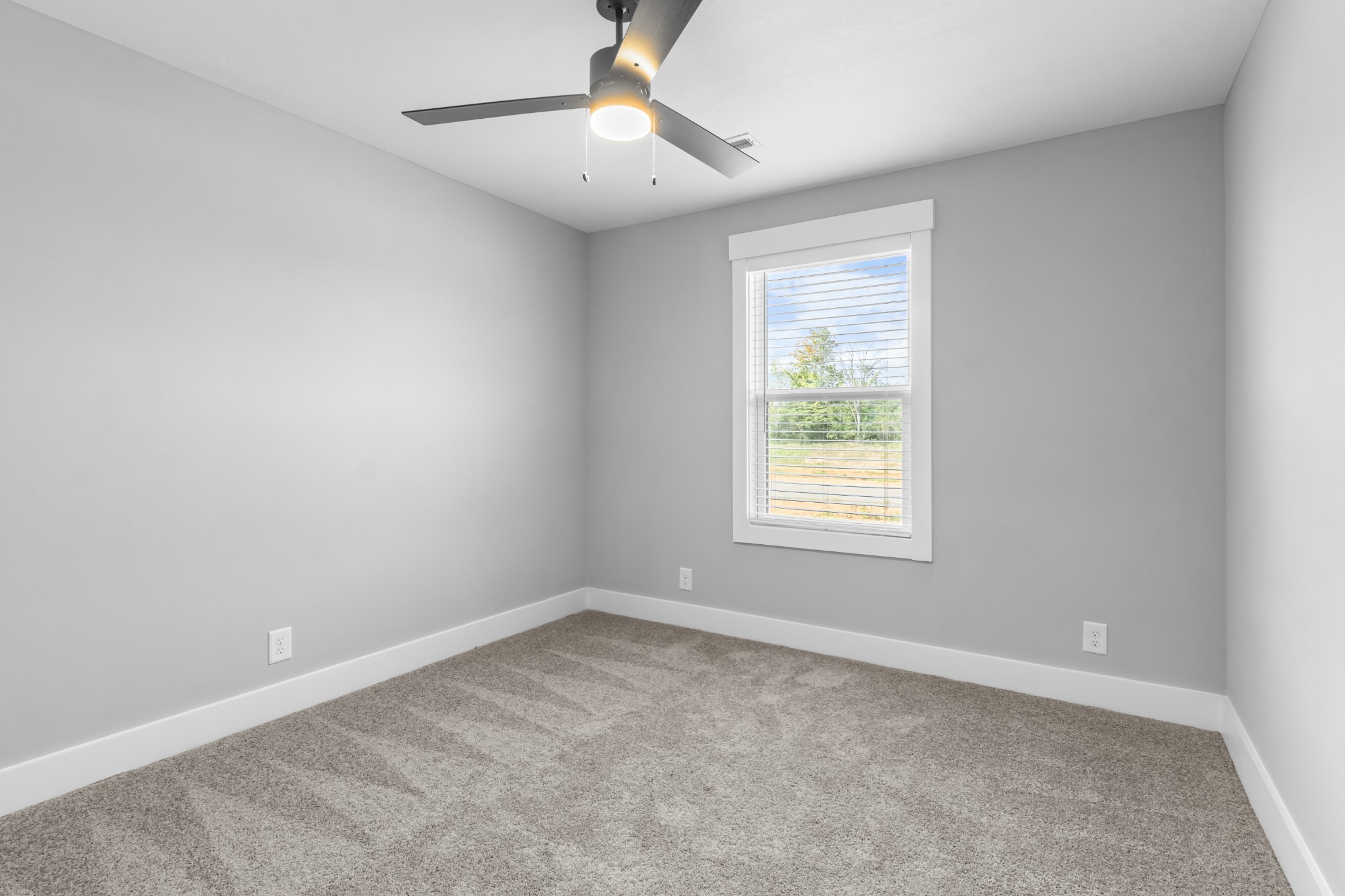 Image 18 of 71 For 3891 Grapefern Way