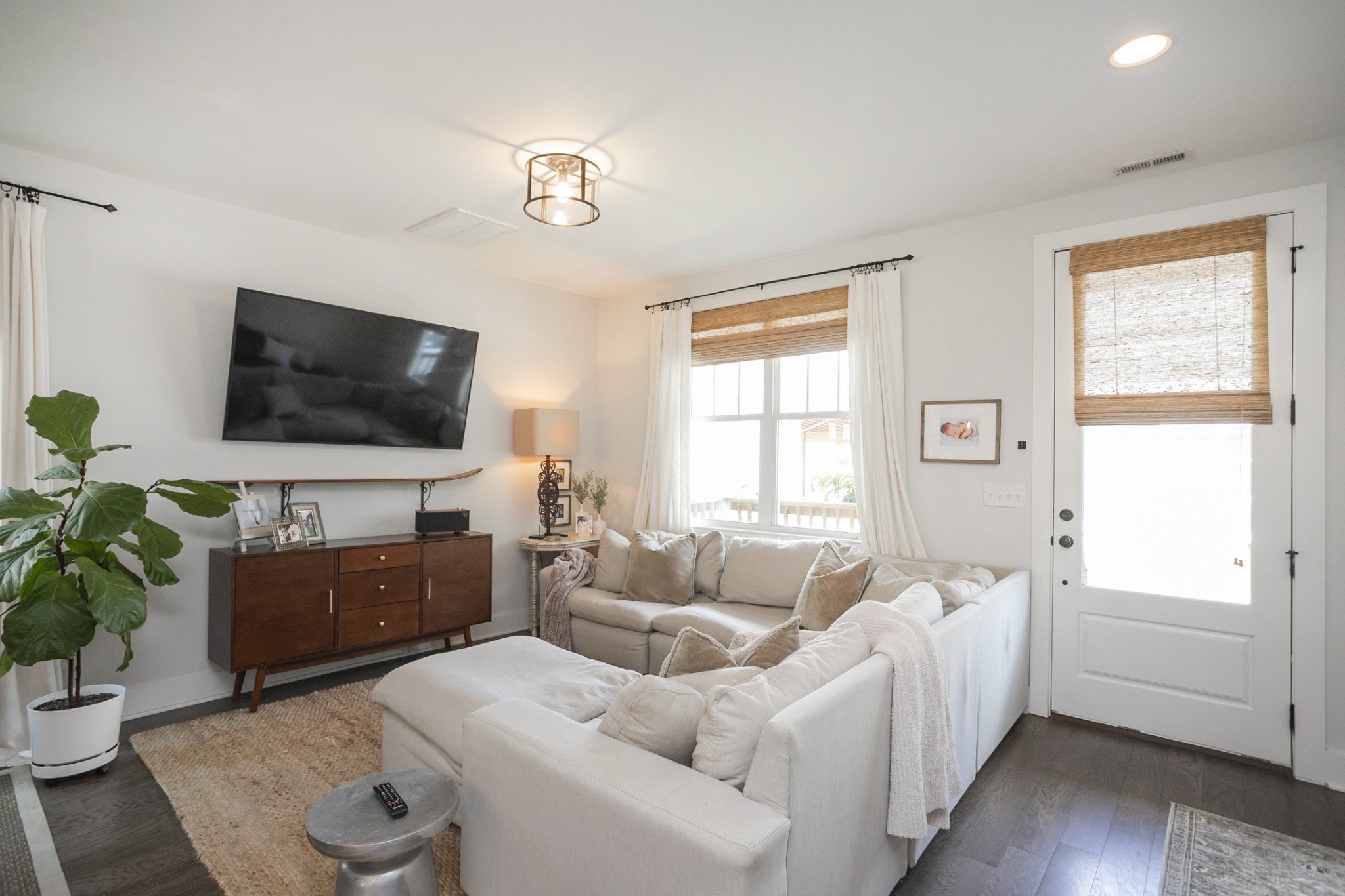 Image 3 of 72 For 9577 82nd Street Road
