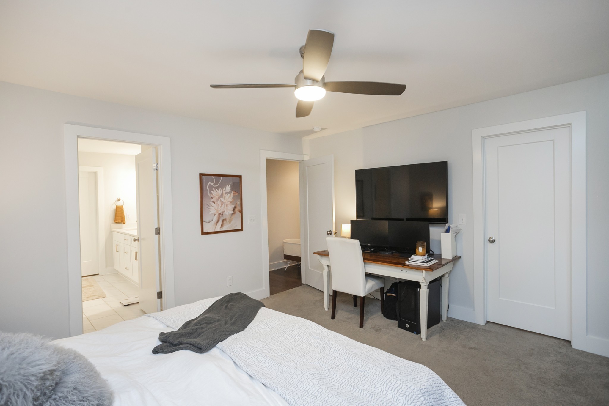 Image 31 of 72 For 9577 82nd Street Road