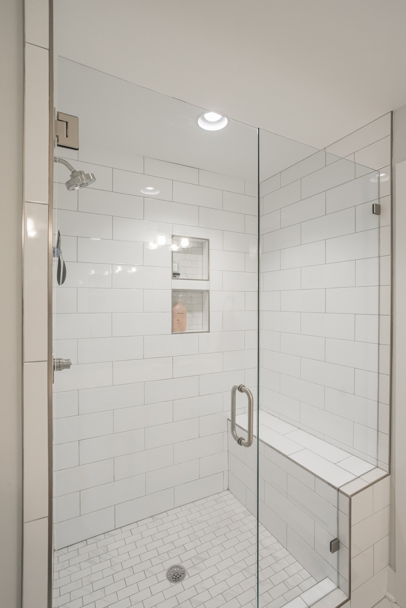 Image 33 of 72 For 9577 82nd Street Road
